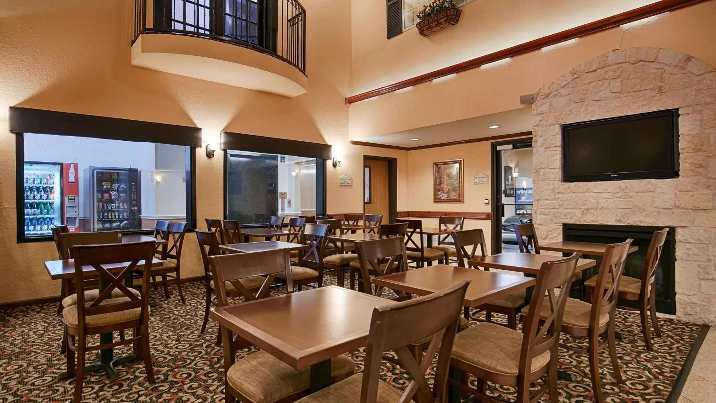 Restaurant/Places to Eat in Best Western Alamo Suites Downtown