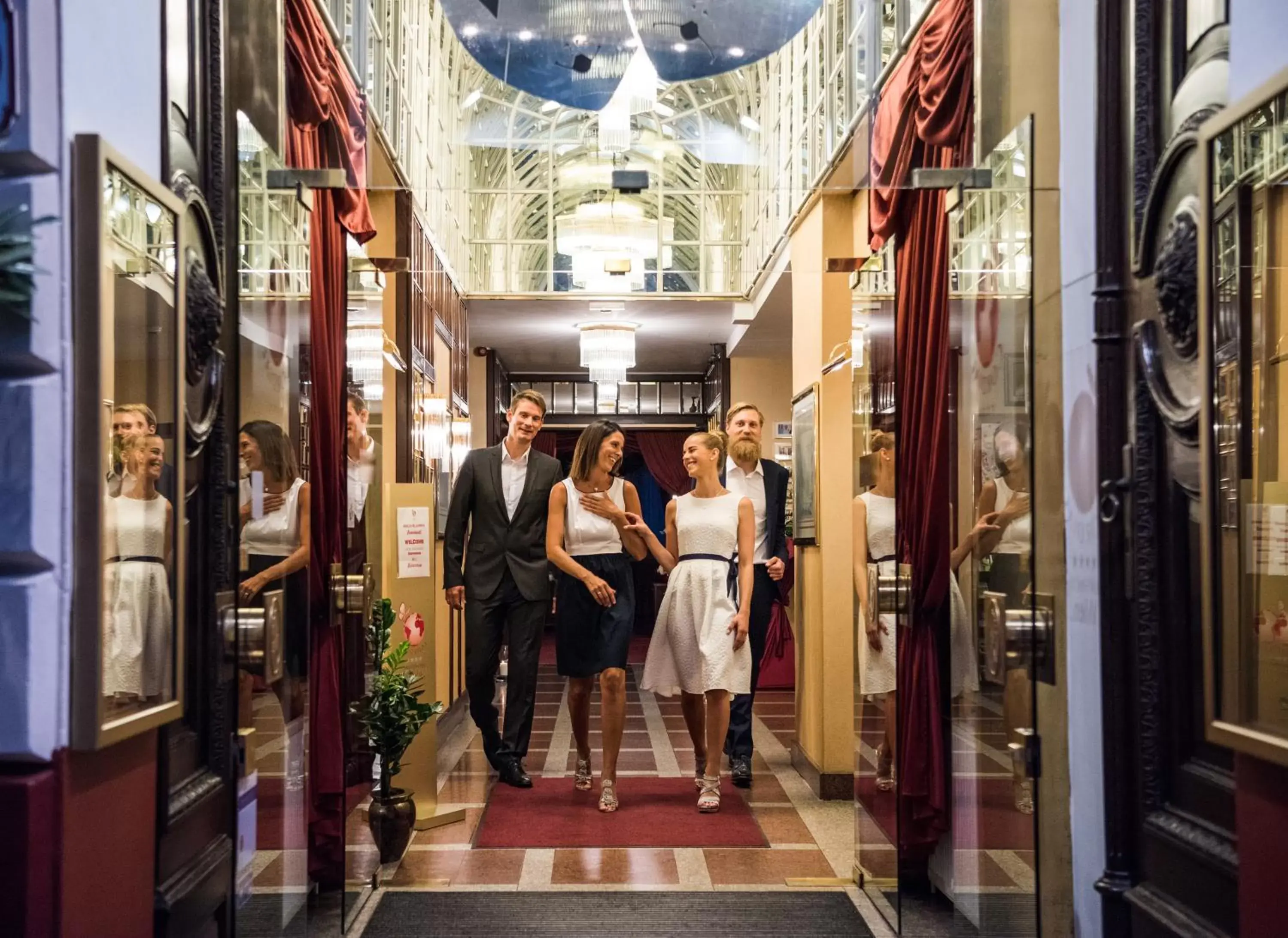 Lobby or reception in Theaterhotel & Suites Wien Lobby or reception in Theaterhotel & Suites Wien