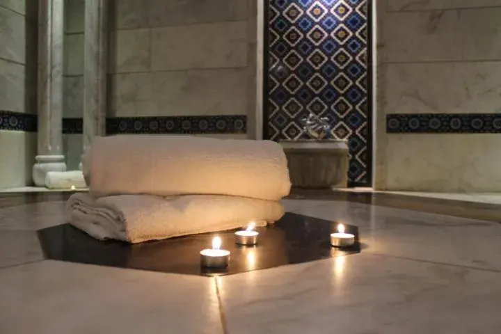 Massage, Seating Area in Thousand Nights Hotel