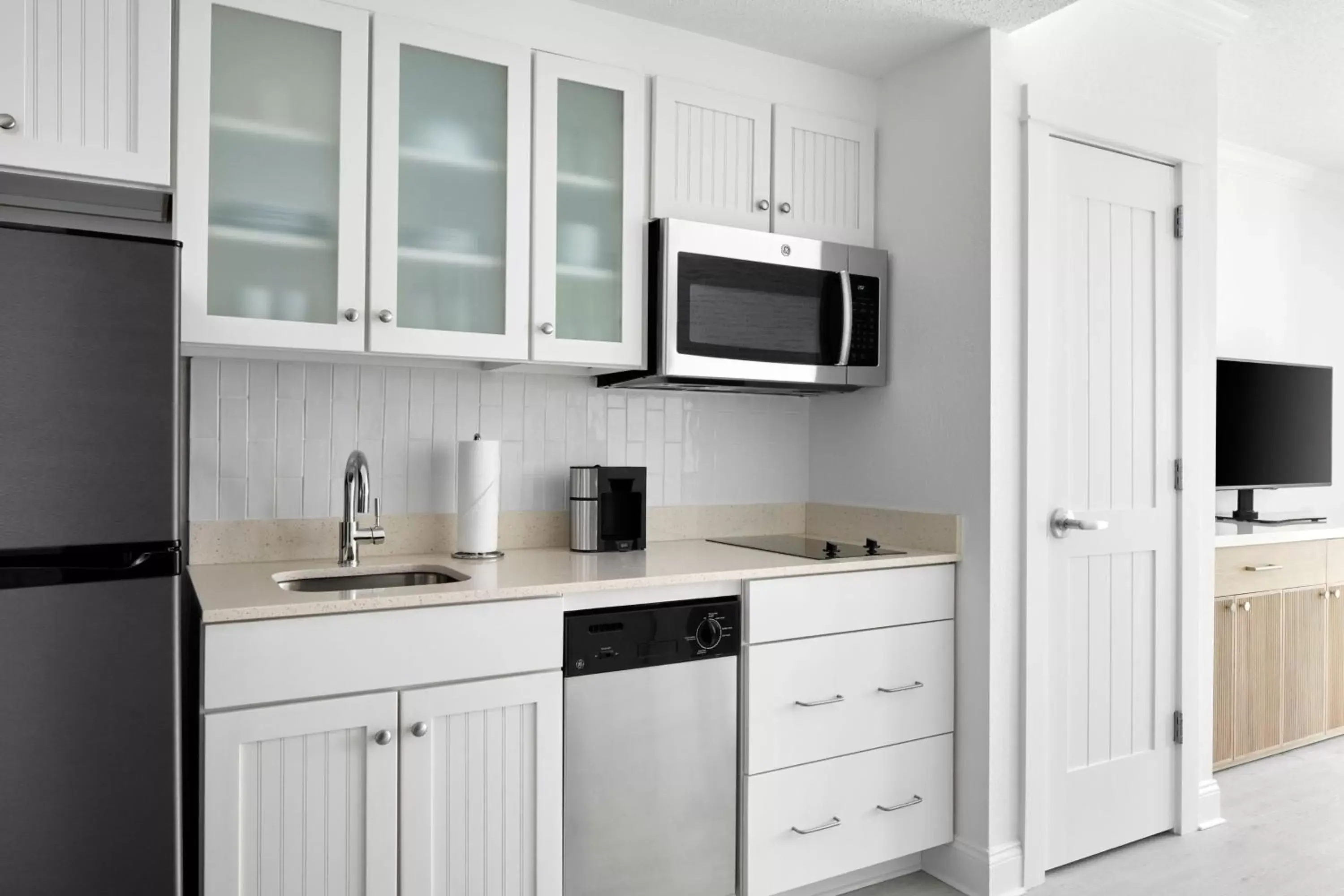 Kitchen or kitchenette, Kitchen/Kitchenette in Bethany Beach Ocean Suites Residence Inn by Marriott