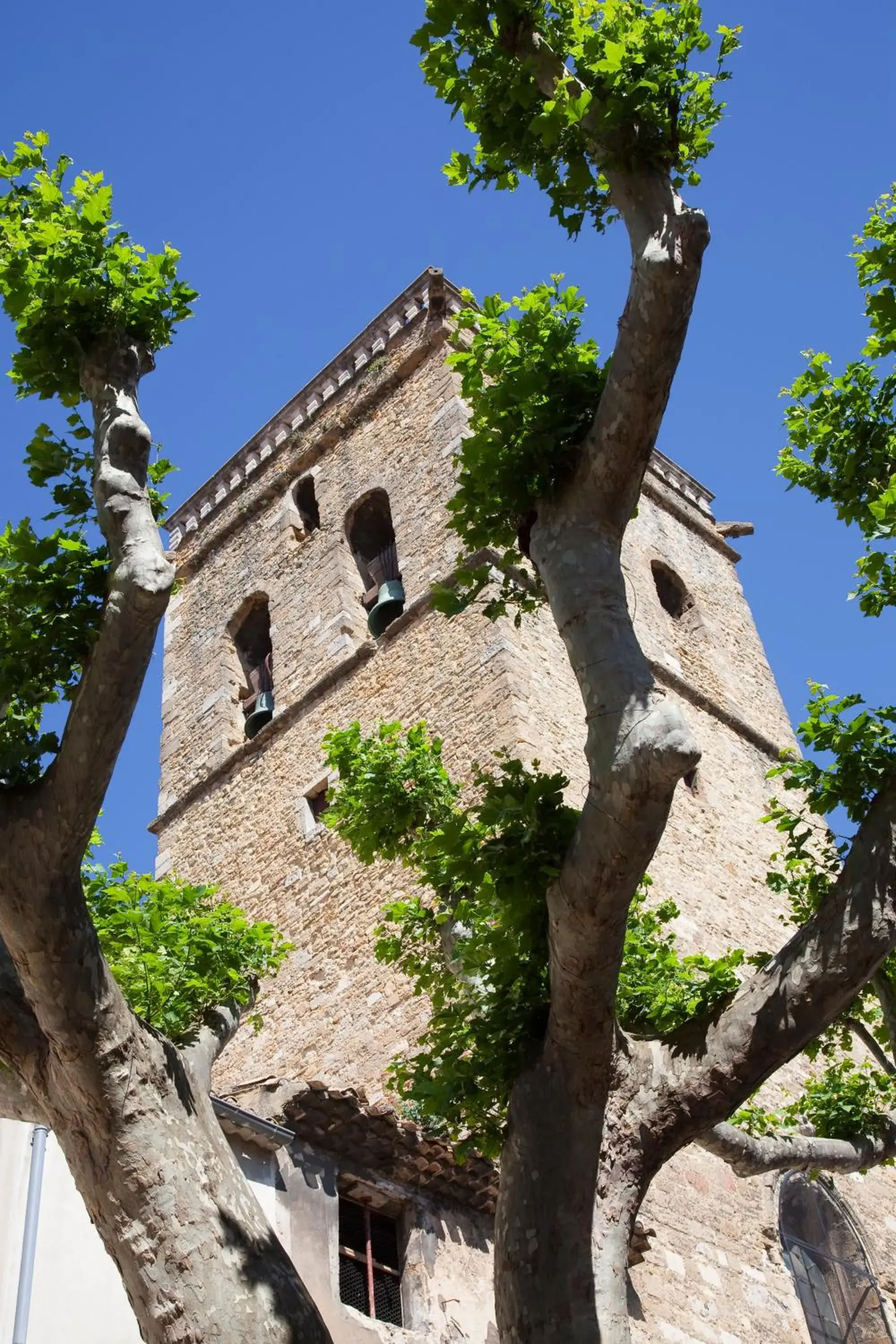 Nearby landmark, Property Building in L'Herbier d'Orange