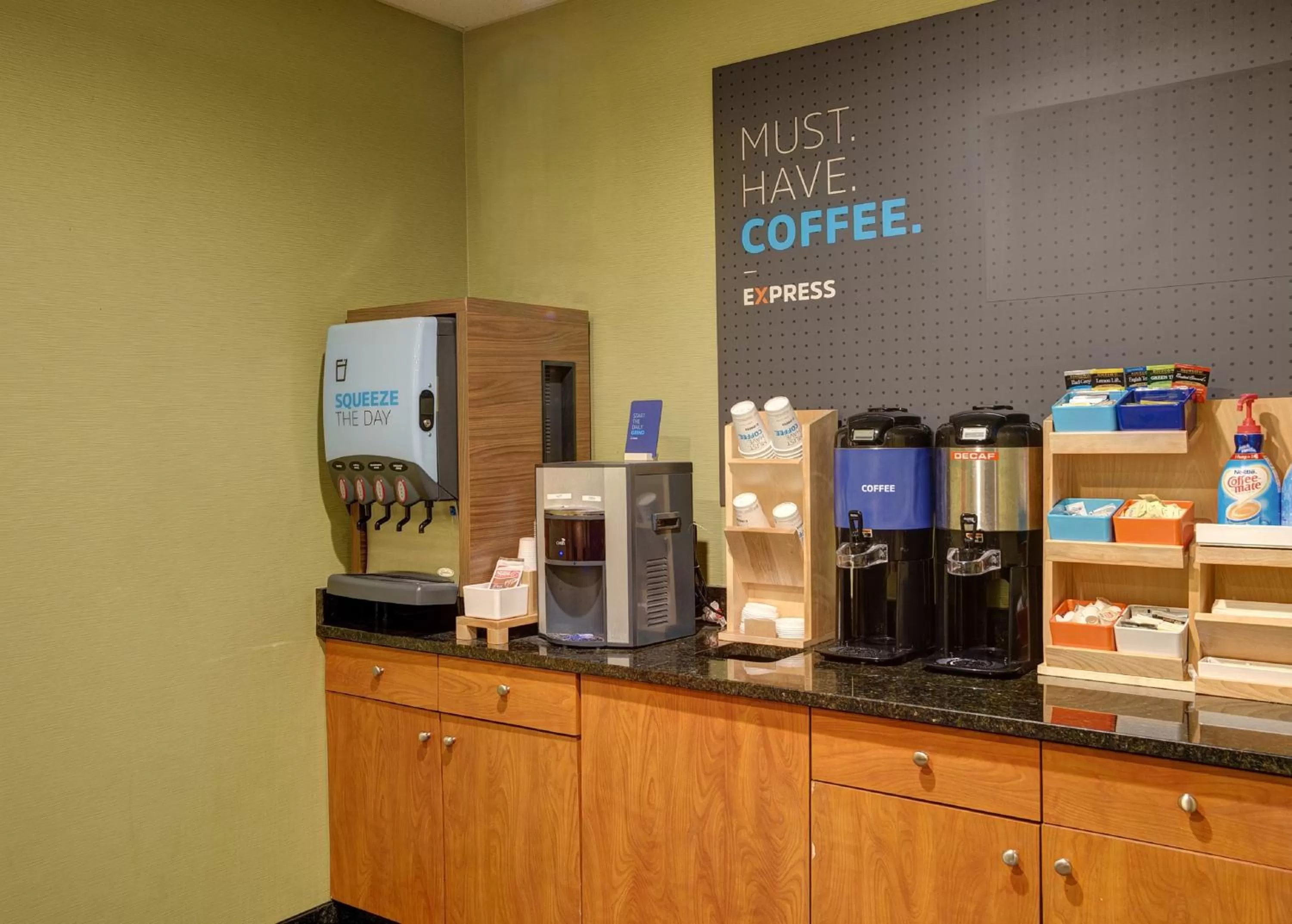 Breakfast in Holiday Inn Express La Plata by IHG