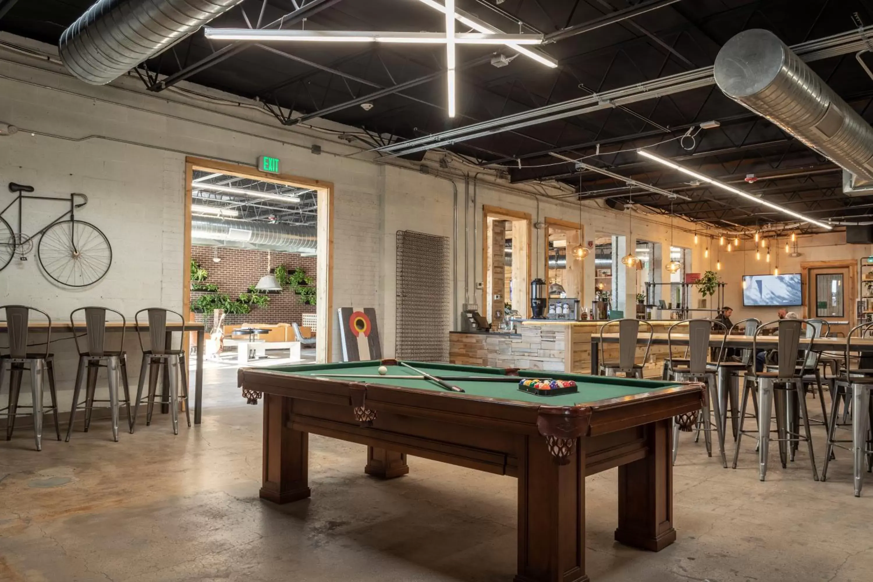 Game Room, Billiards in SCP Colorado Springs Hotel