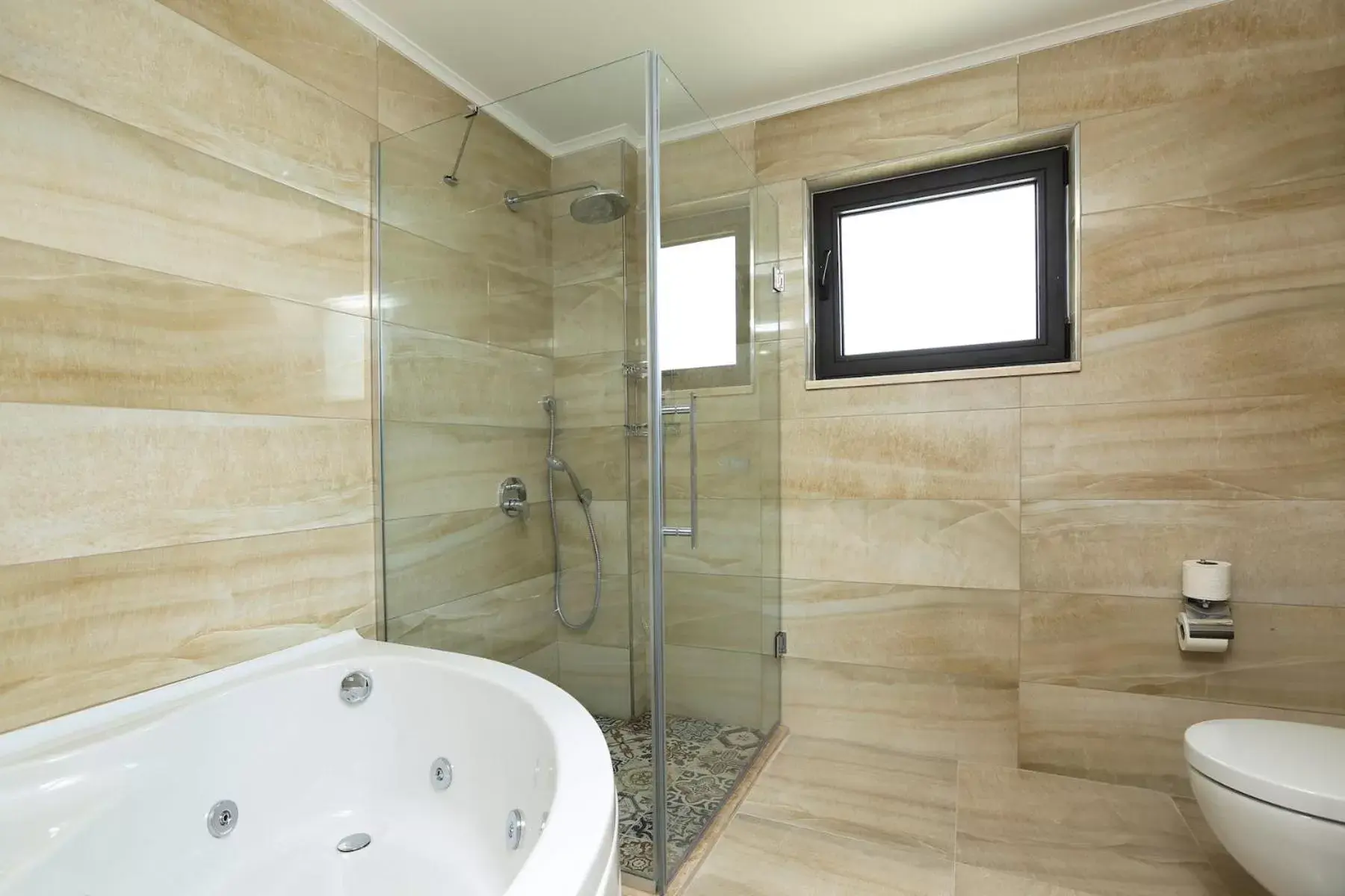 Shower, Bathroom in Payam Hotel