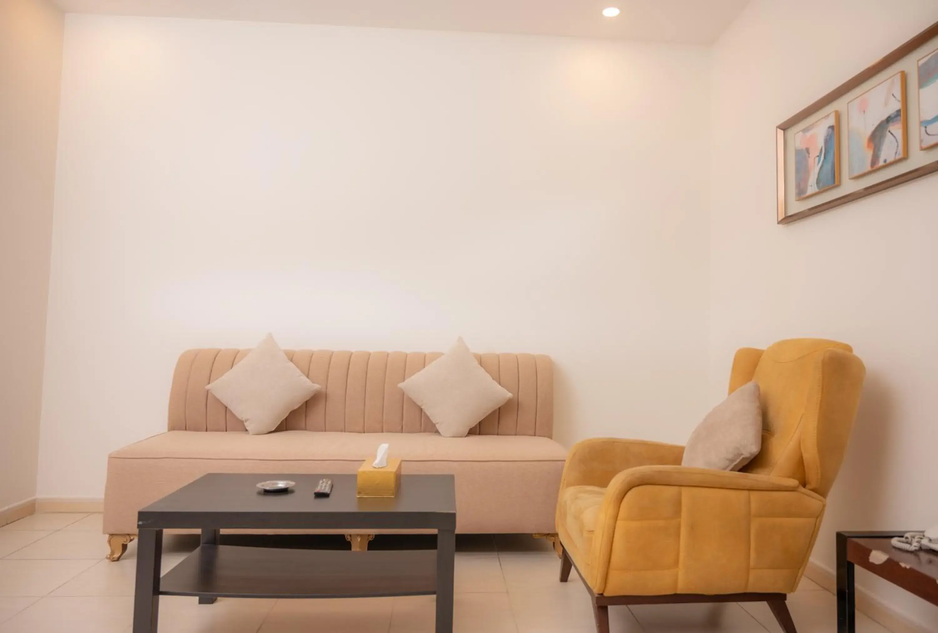 Living room in Areen Hotel فندق ارين Living room in Areen Hotel فندق ارين