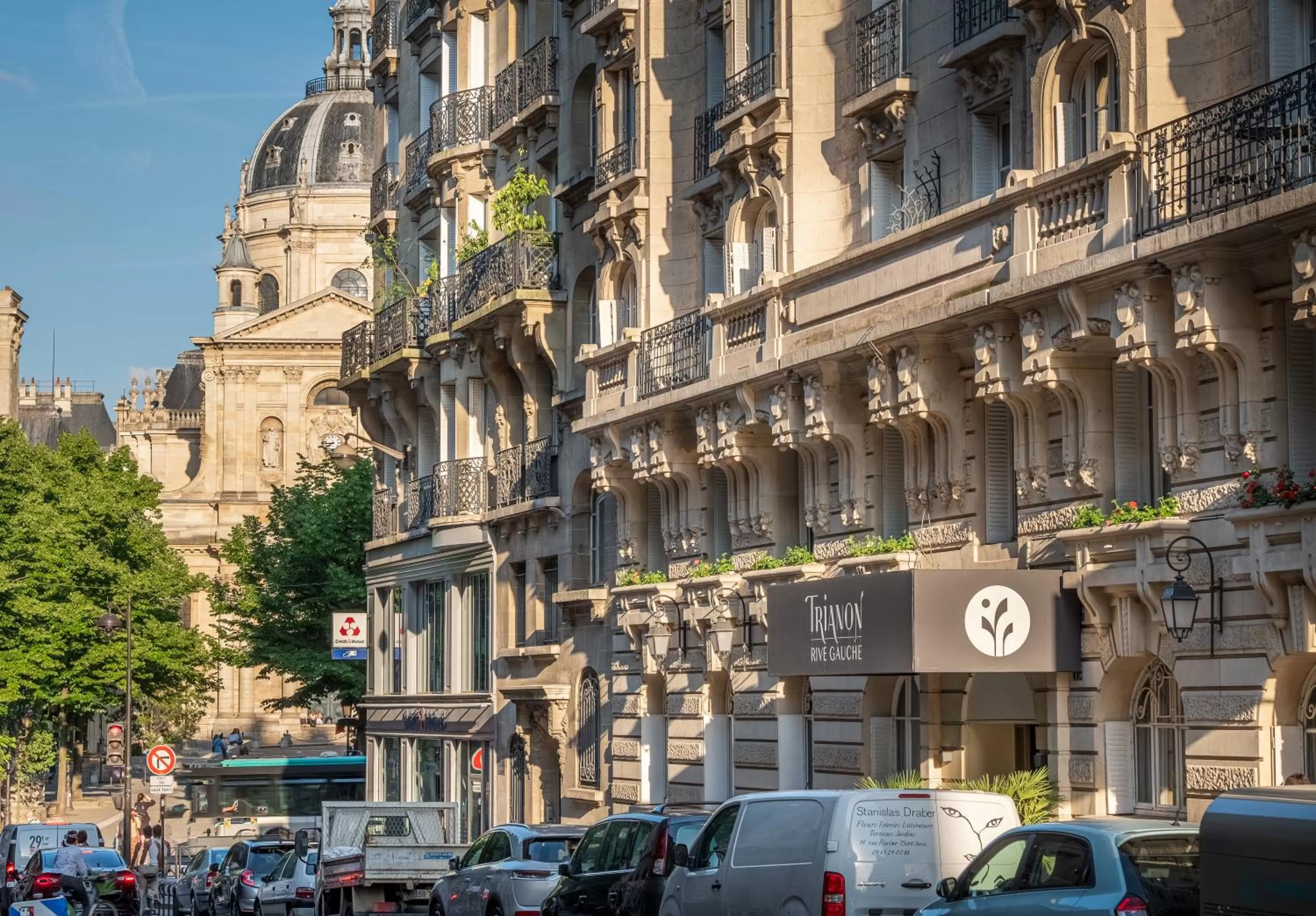 Property building in Hotel Trianon Rive Gauche