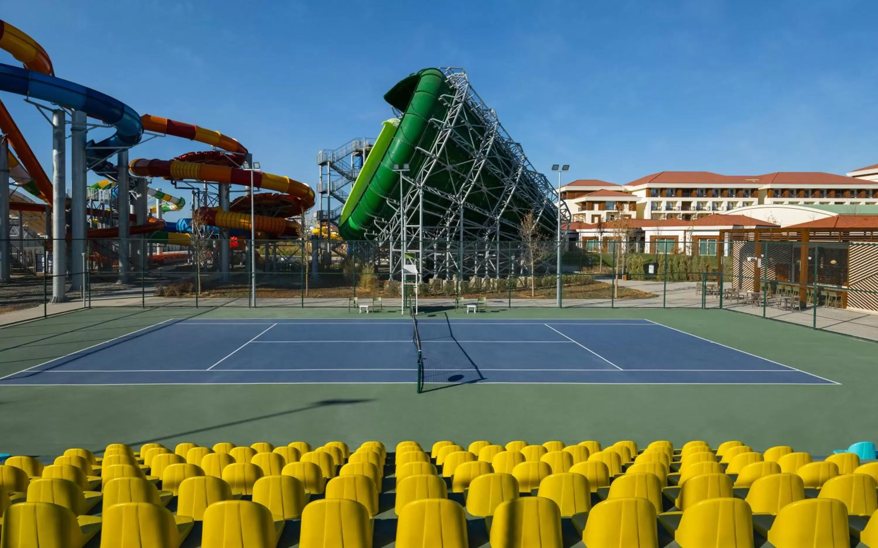 Tennis court, Tennis/Squash in Rixos Water World Aktau