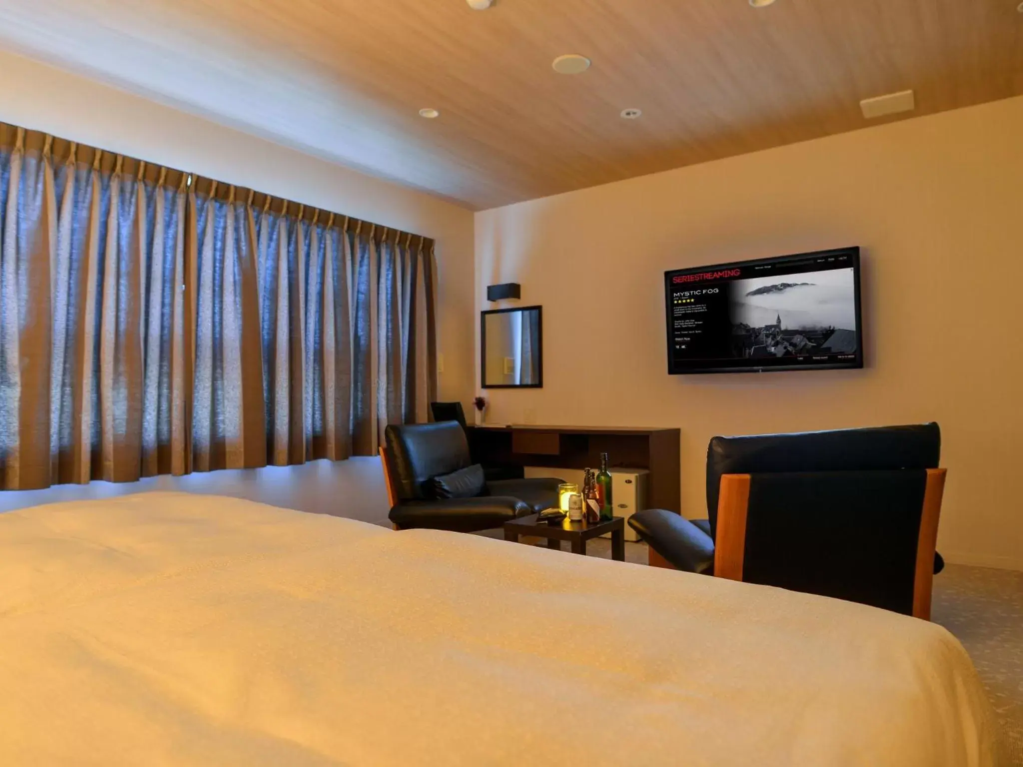Bed in Hotel New Gaea Iizuka