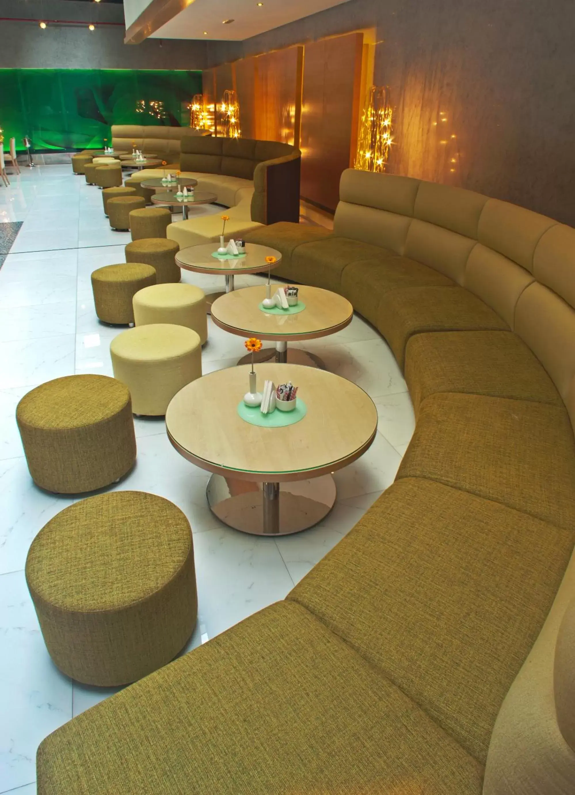 Lounge or bar, Lounge/Bar in Al Khoory Executive Hotel, Al Wasl