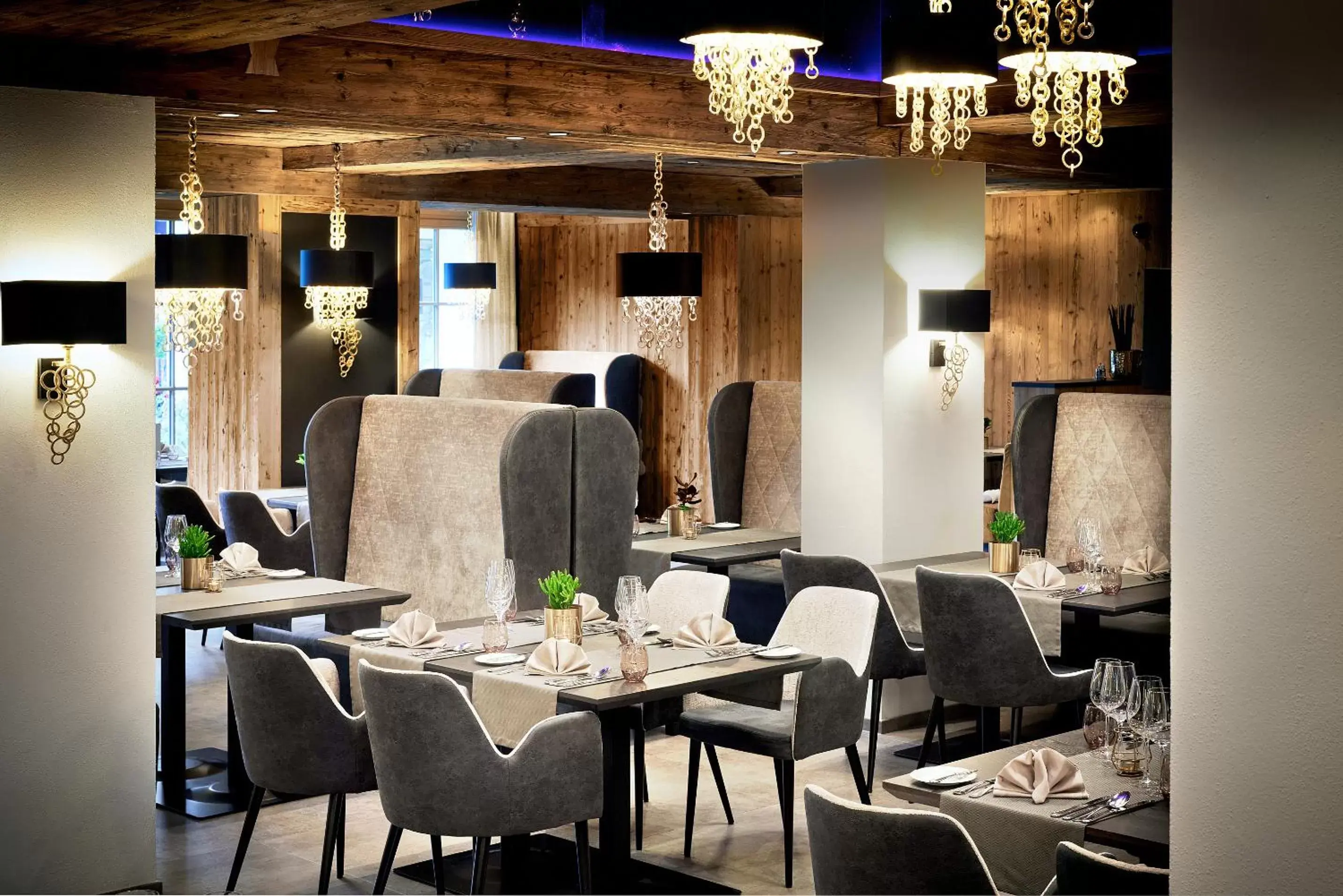 Restaurant/Places to Eat in Sporthotel Ellmau in Tirol
