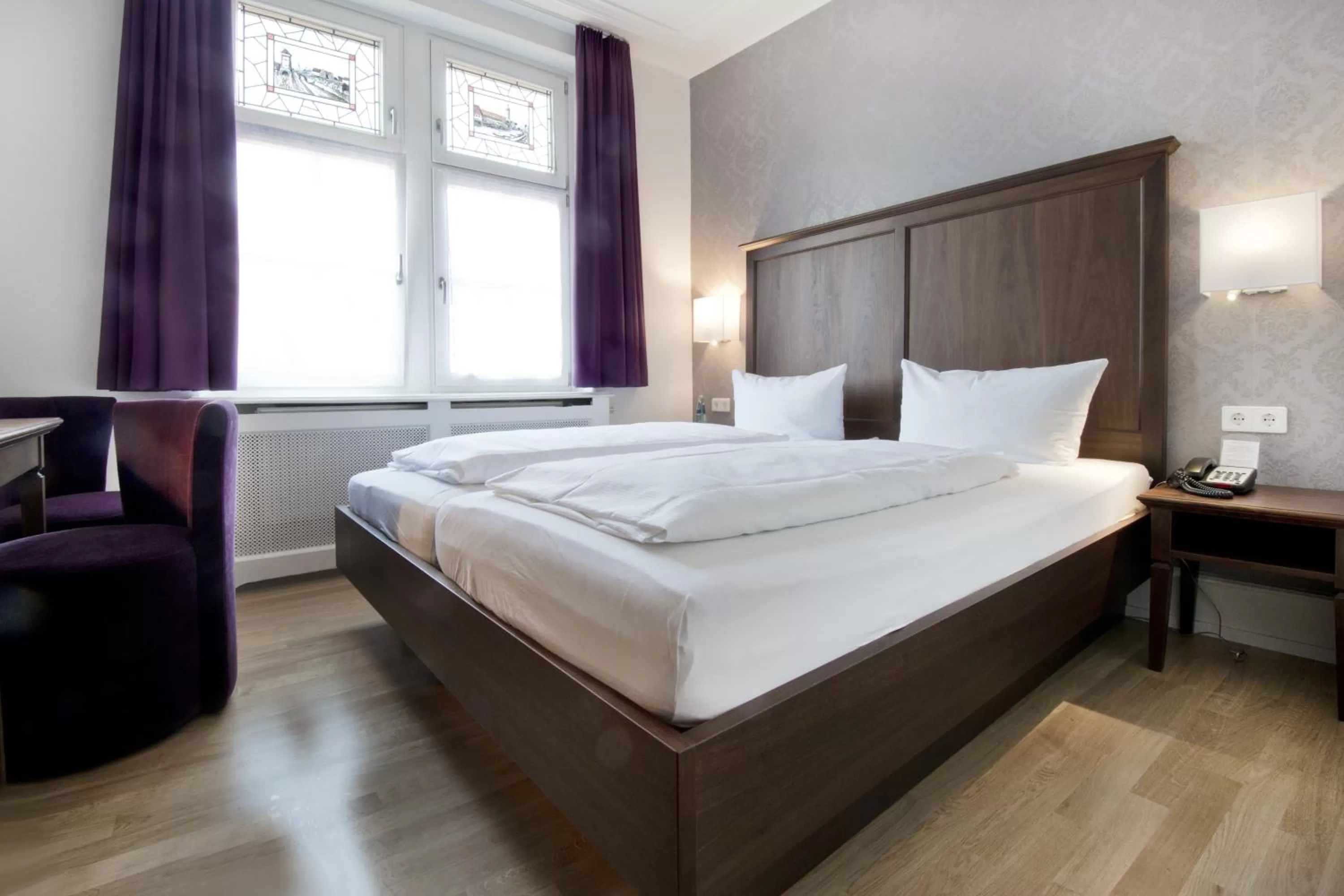 Photo of the whole room, Bed in Romantik Hotel Barbarossa