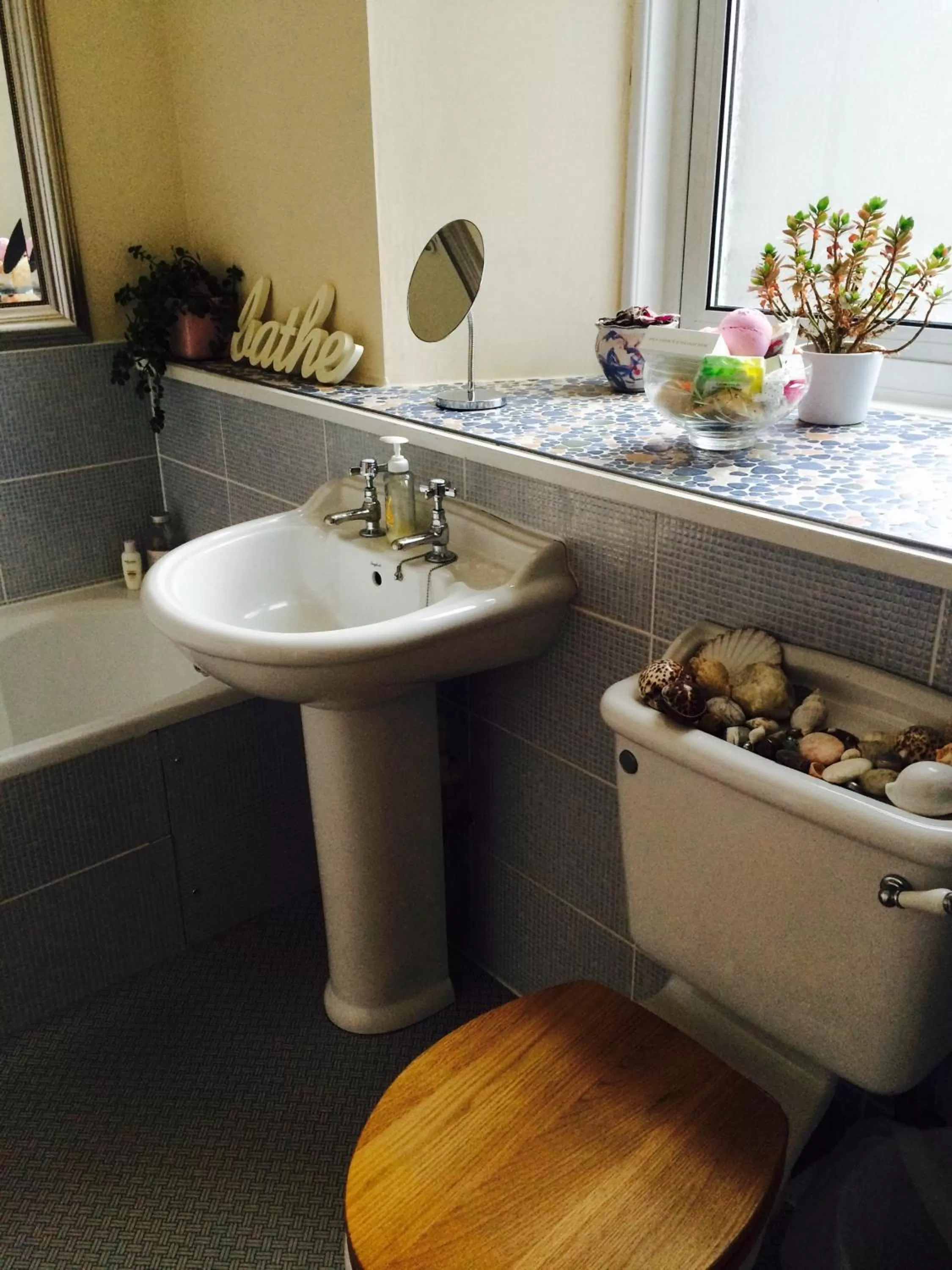 Bathroom in The Old Town Hall B & B