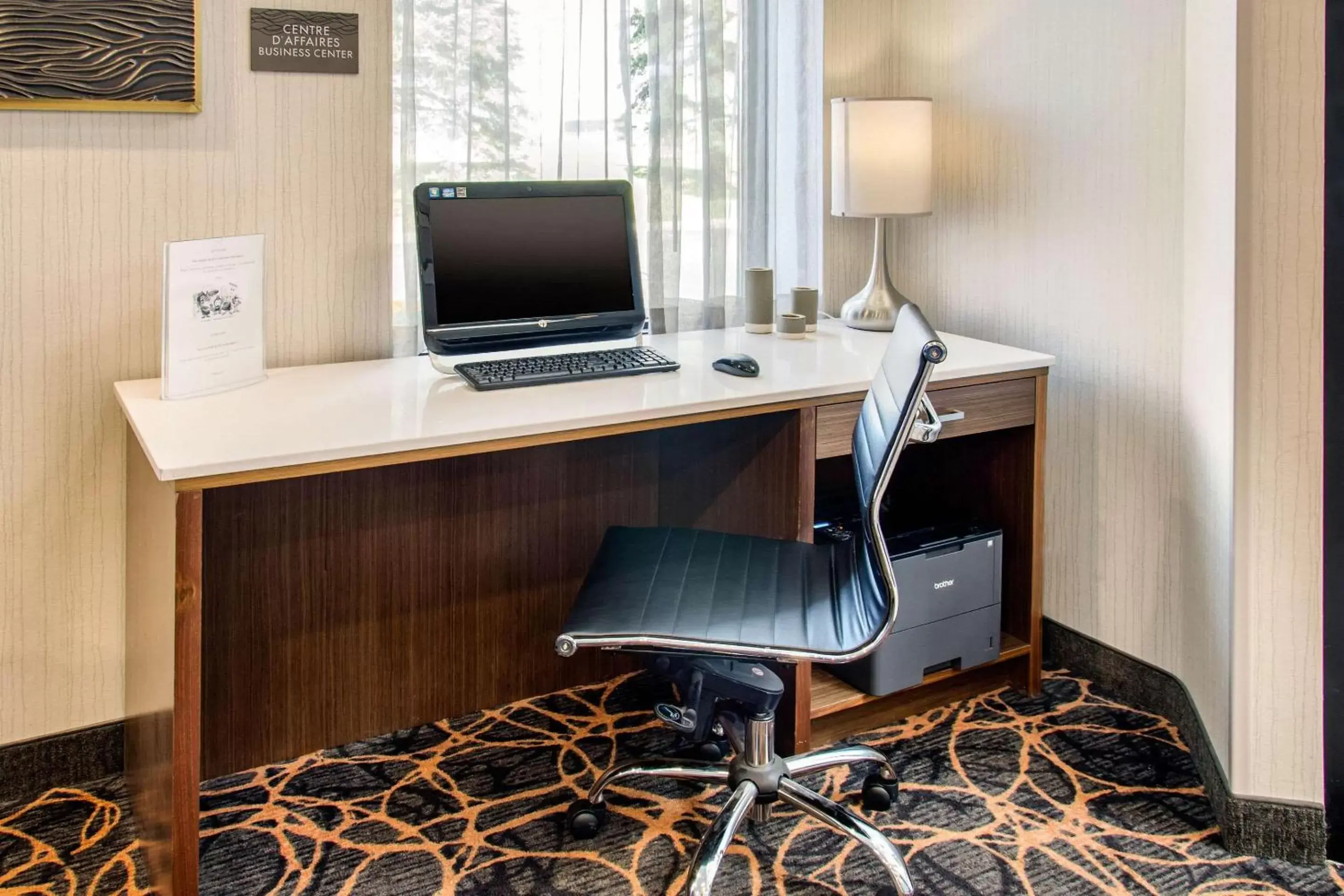 On site, Business Area/Conference Room in Comfort Inn Airport Dorval