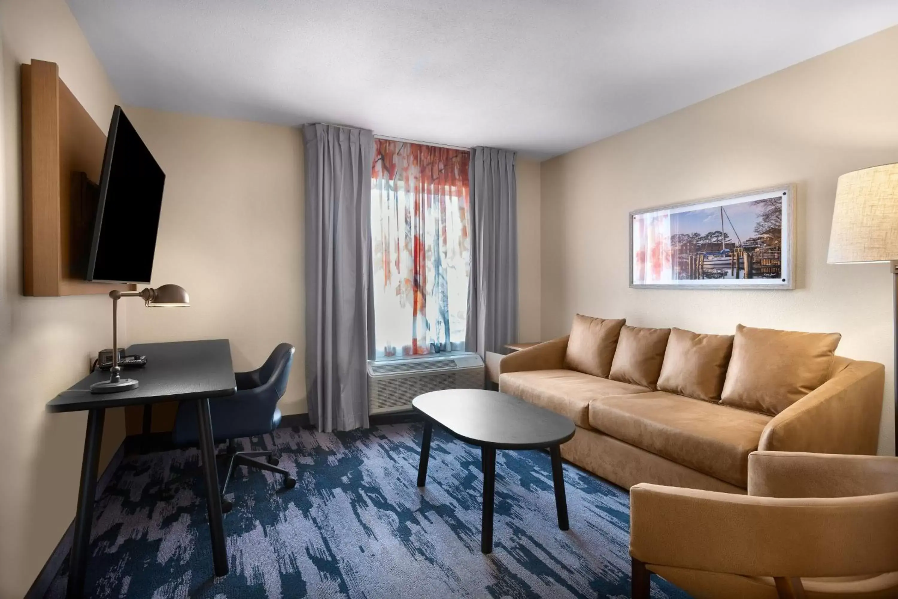 Living room, Seating Area in Fairfield Inn & Suites Elizabeth City