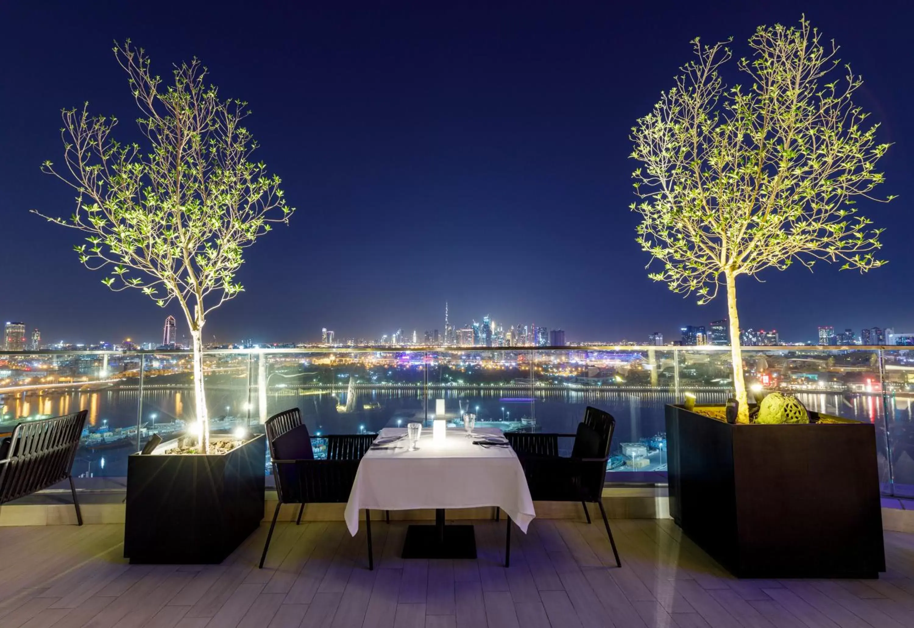 Restaurant/Places to Eat in Al Bandar Rotana – Dubai Creek