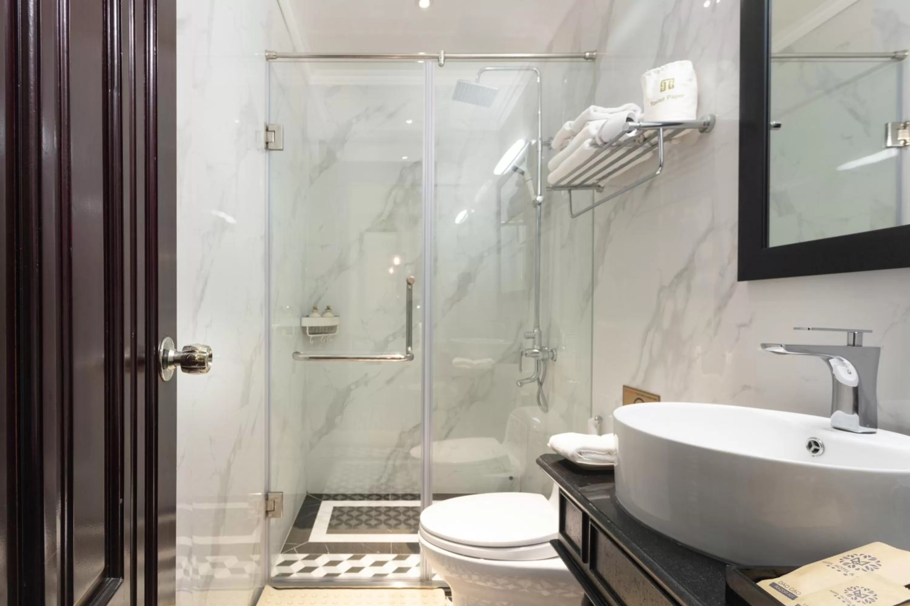 Bathroom in Hanoi Media Hotel & Spa