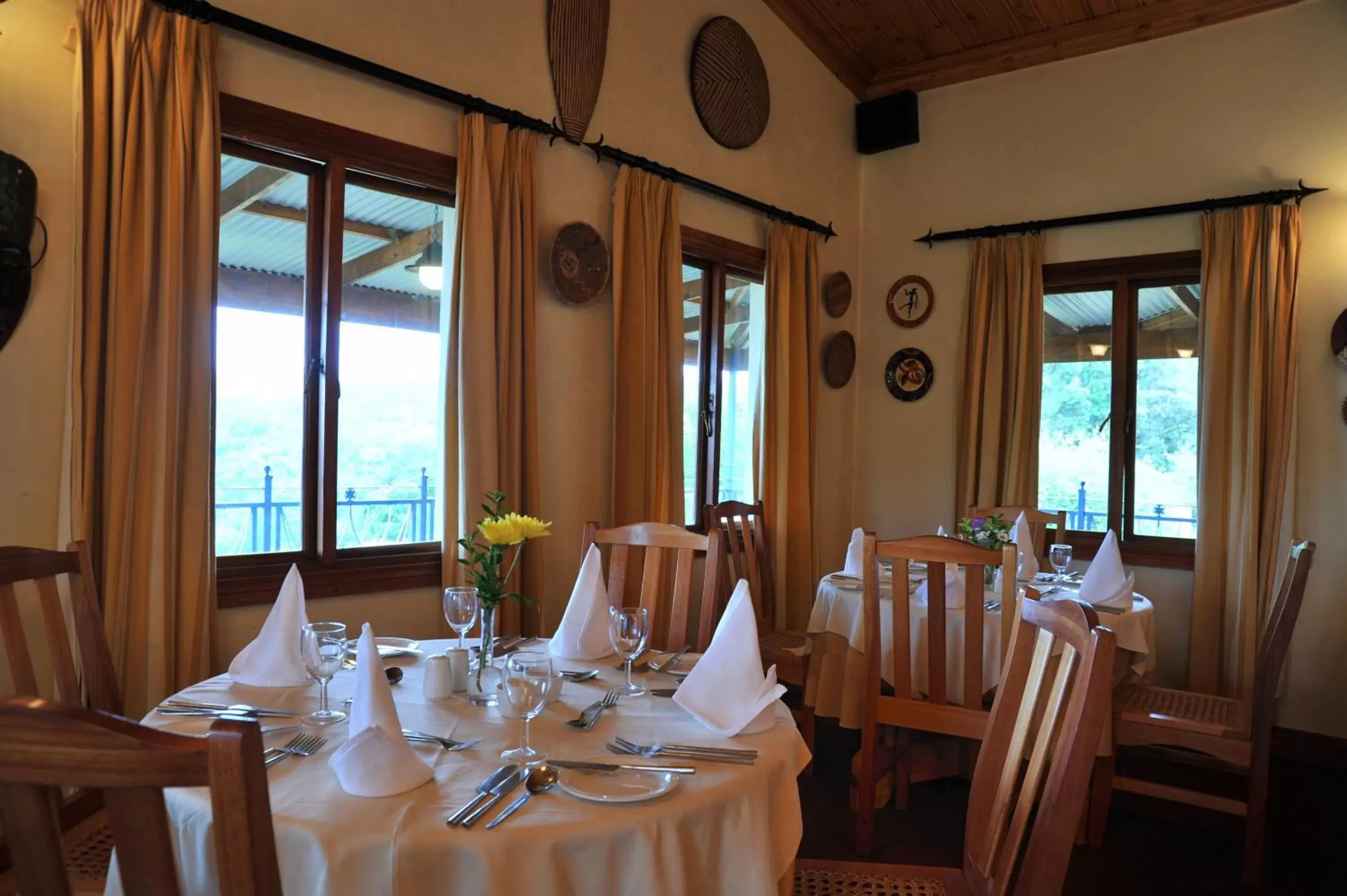 Restaurant/Places to Eat in Magoebaskloof Hotel