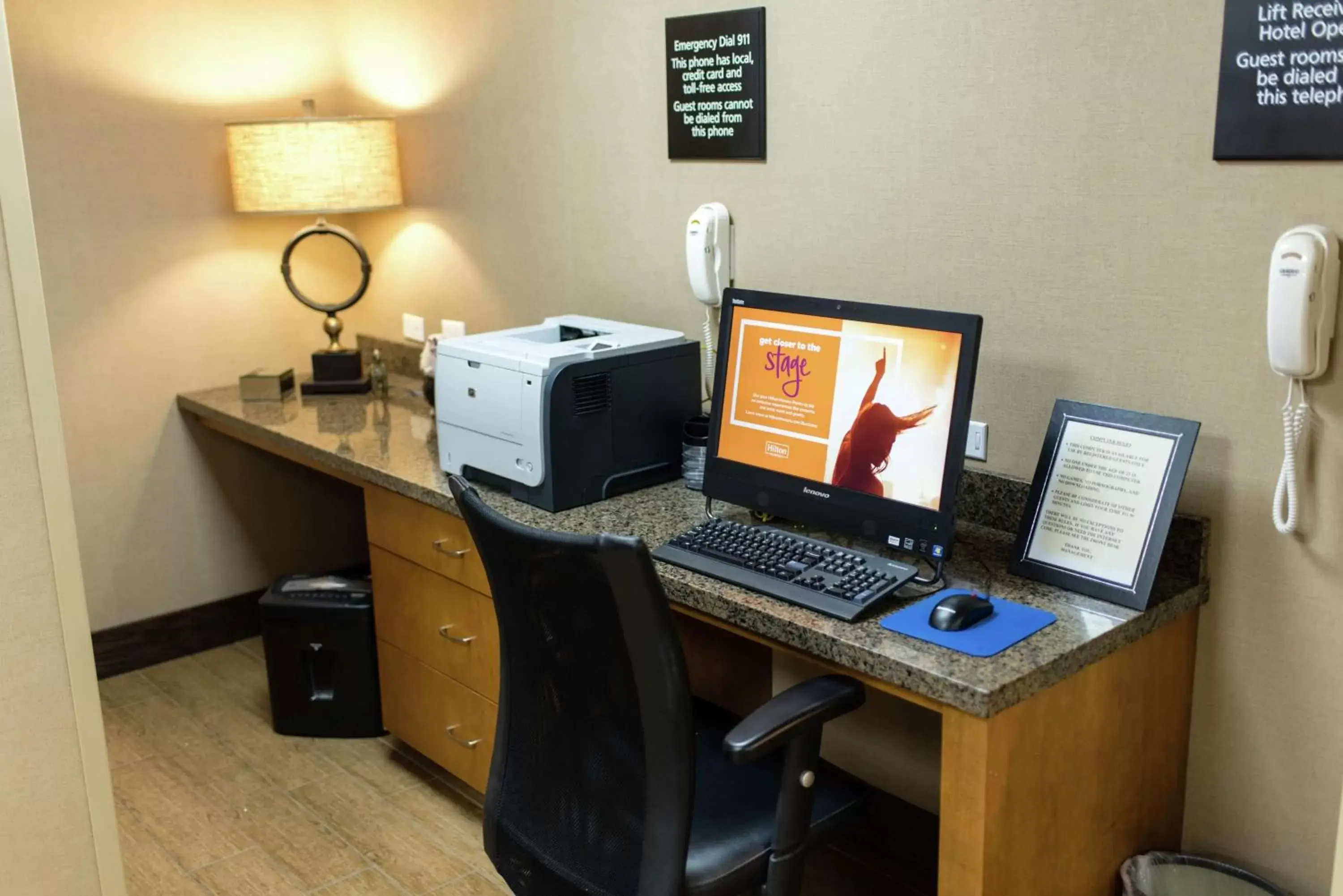 Business facilities in Hampton Inn Caryville-I-75/Cove Lake-State Park