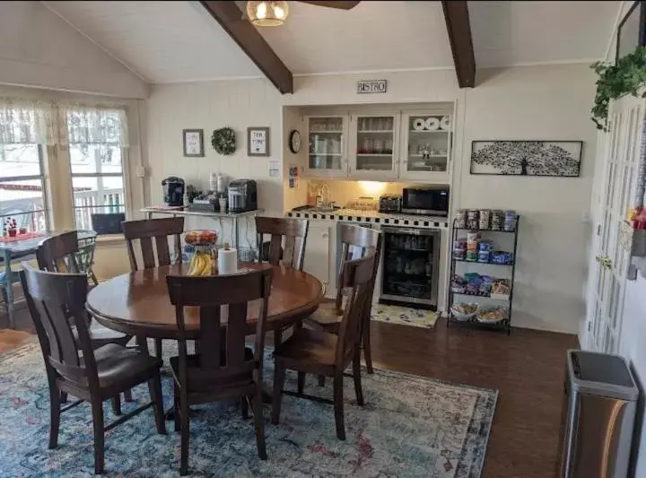 Dining area, Restaurant/Places to Eat in Lamb's Rest Inn