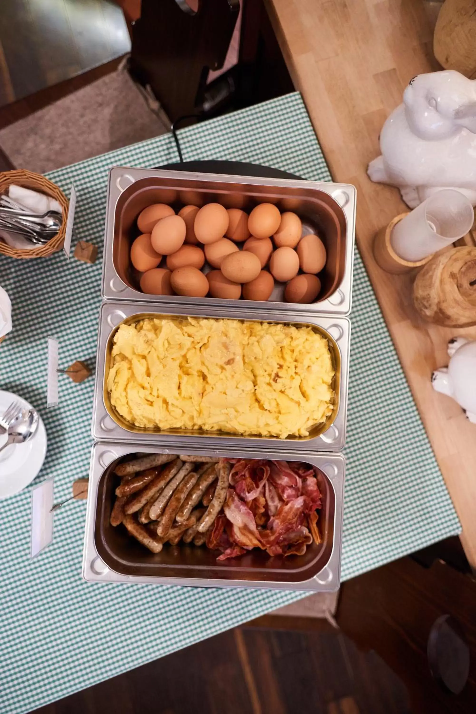 Buffet breakfast in Hotel Zur Alten Brücke