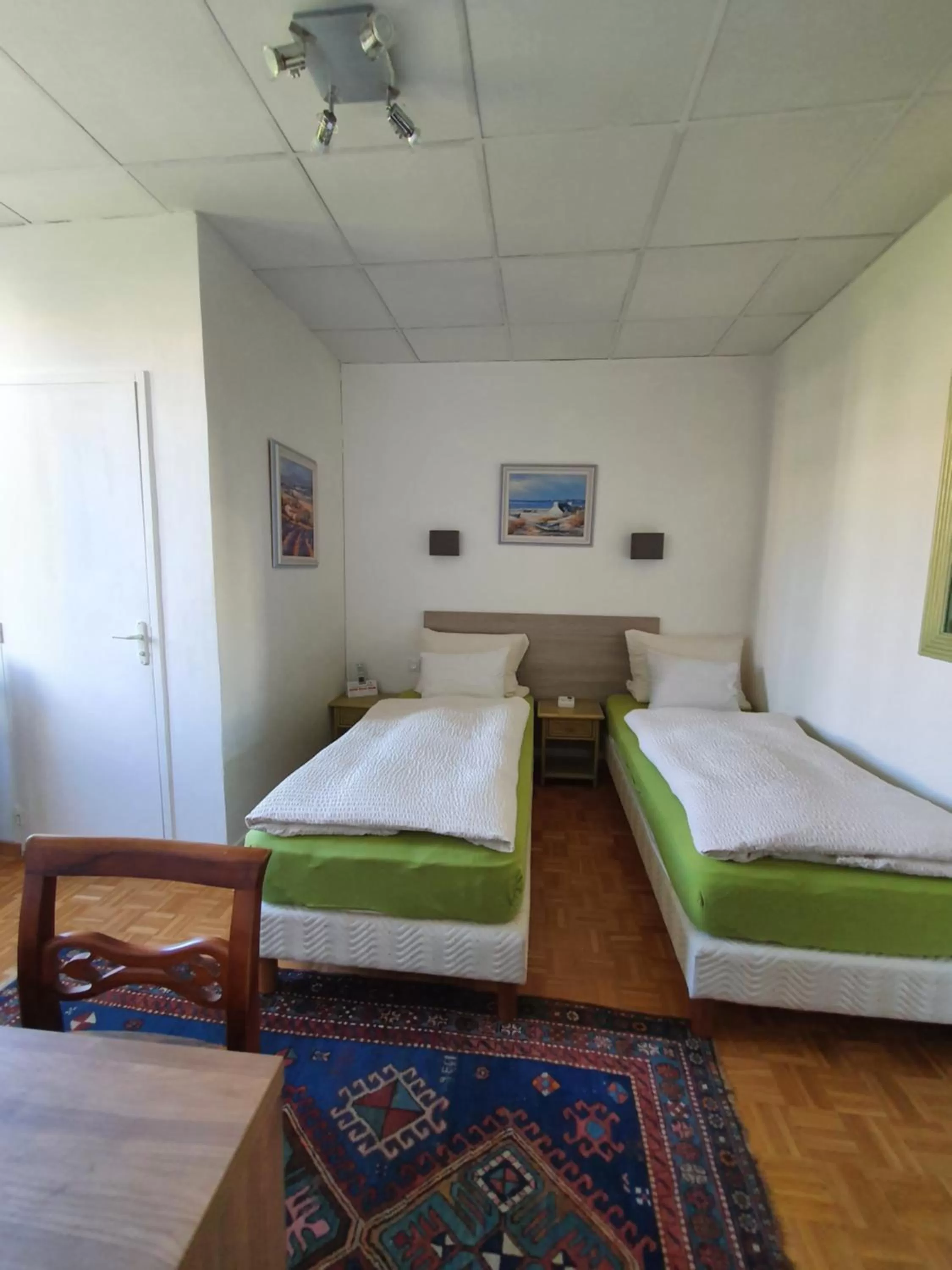 Triple or Twin Room in Logis Hôtel Villa Victorine