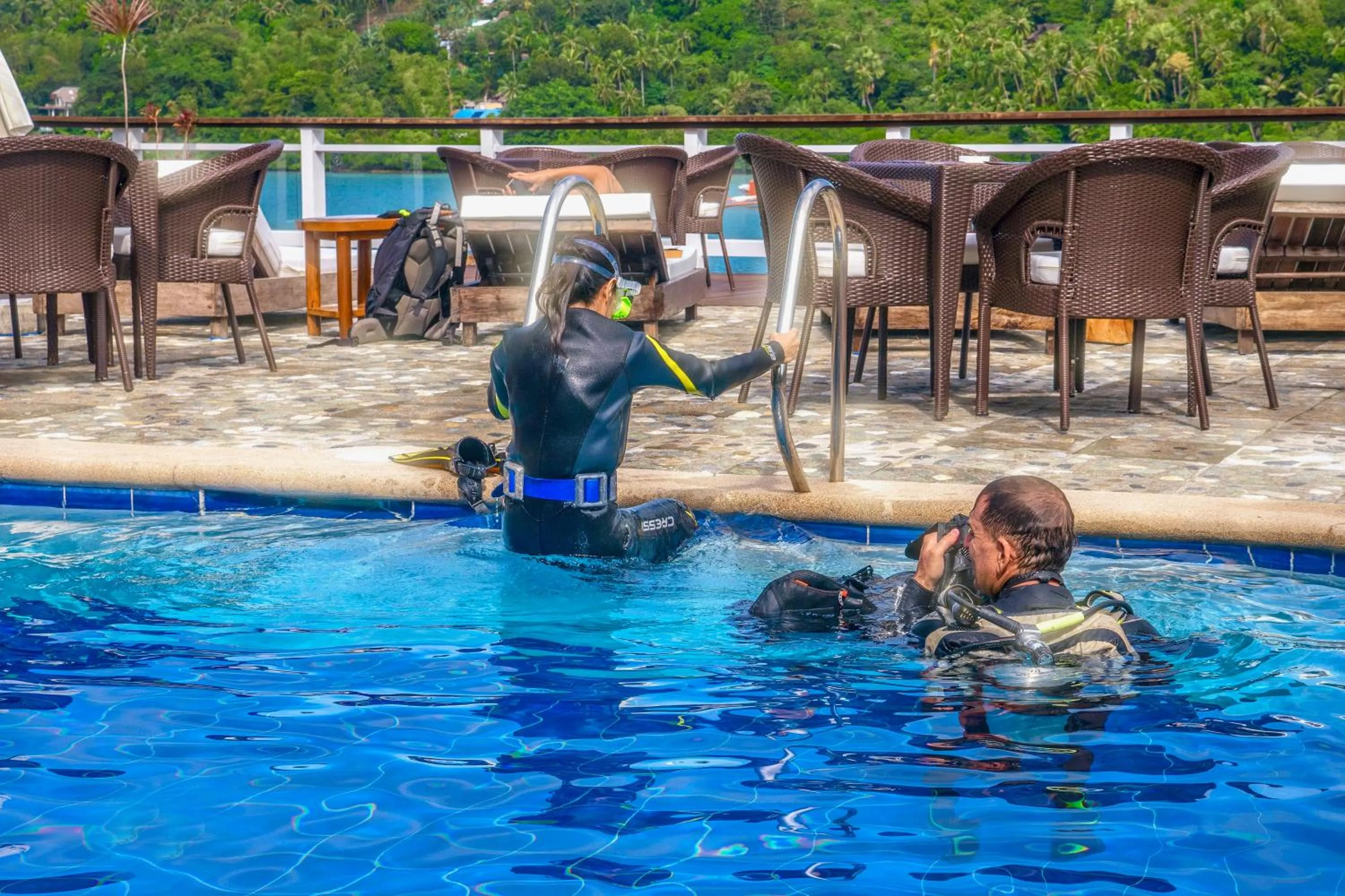 Diving in Edgewater Dive & Spa Resort
