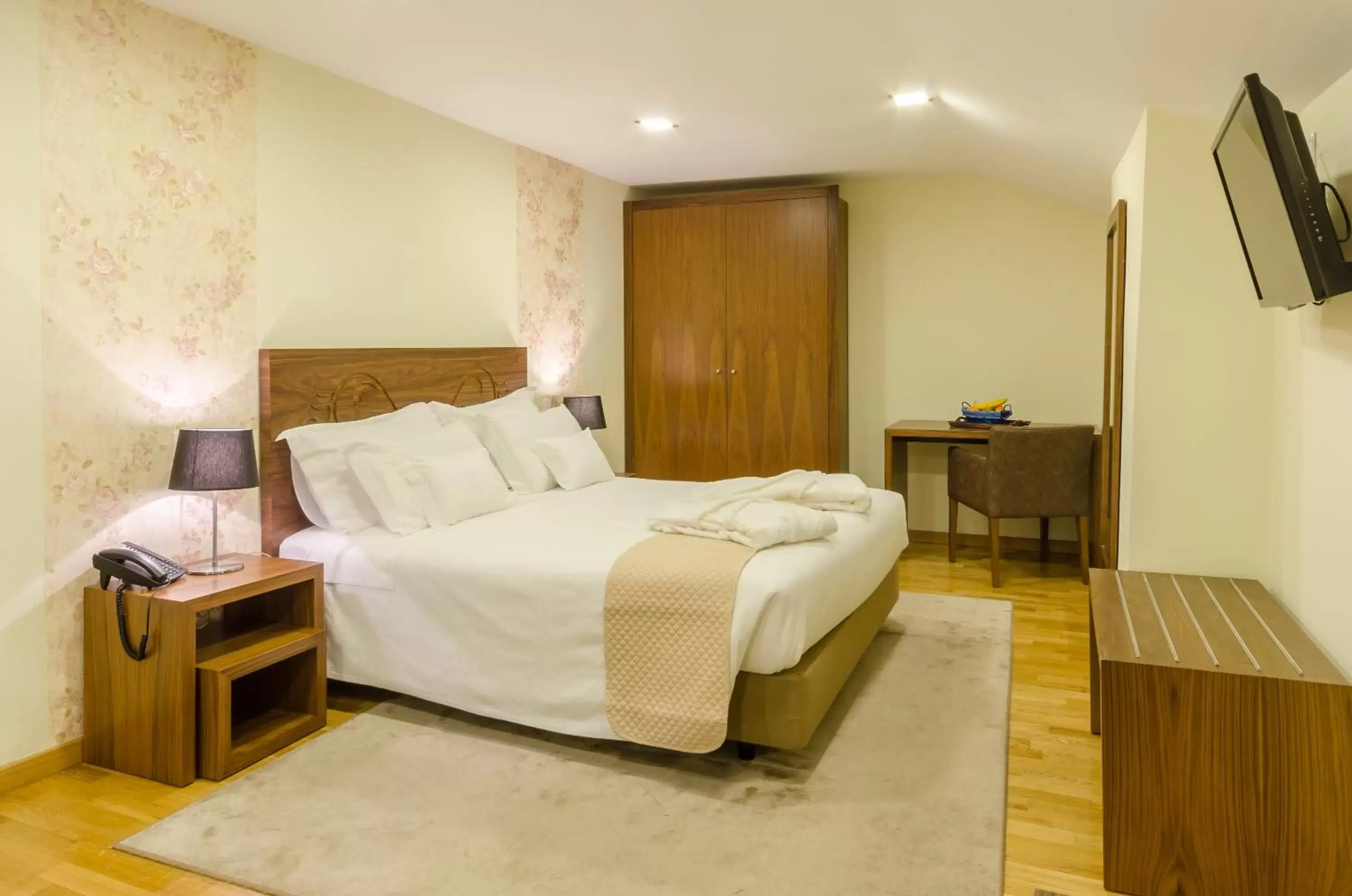 Standard Double or Twin Room in Hotel Borges Chiado