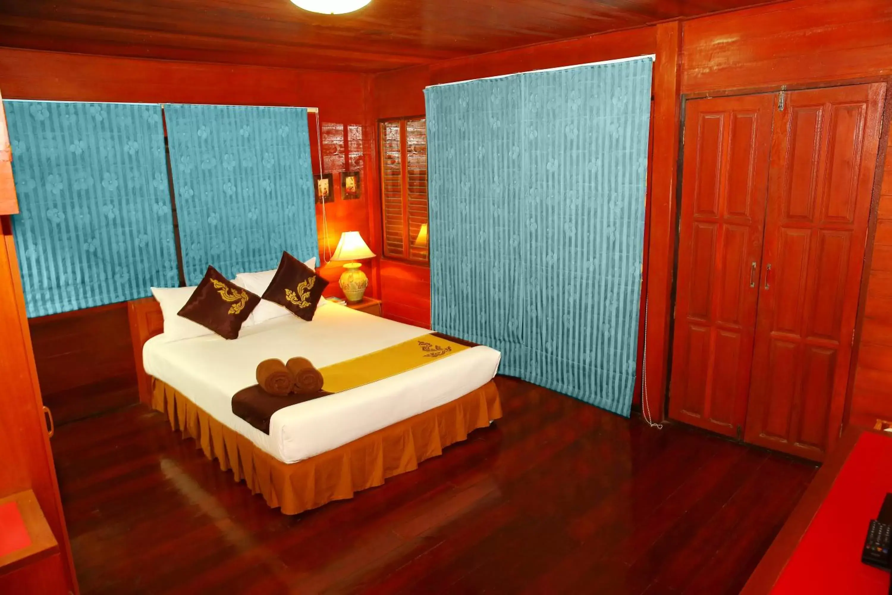 Bed in Diana Garden Resort - SHA Extra Plus