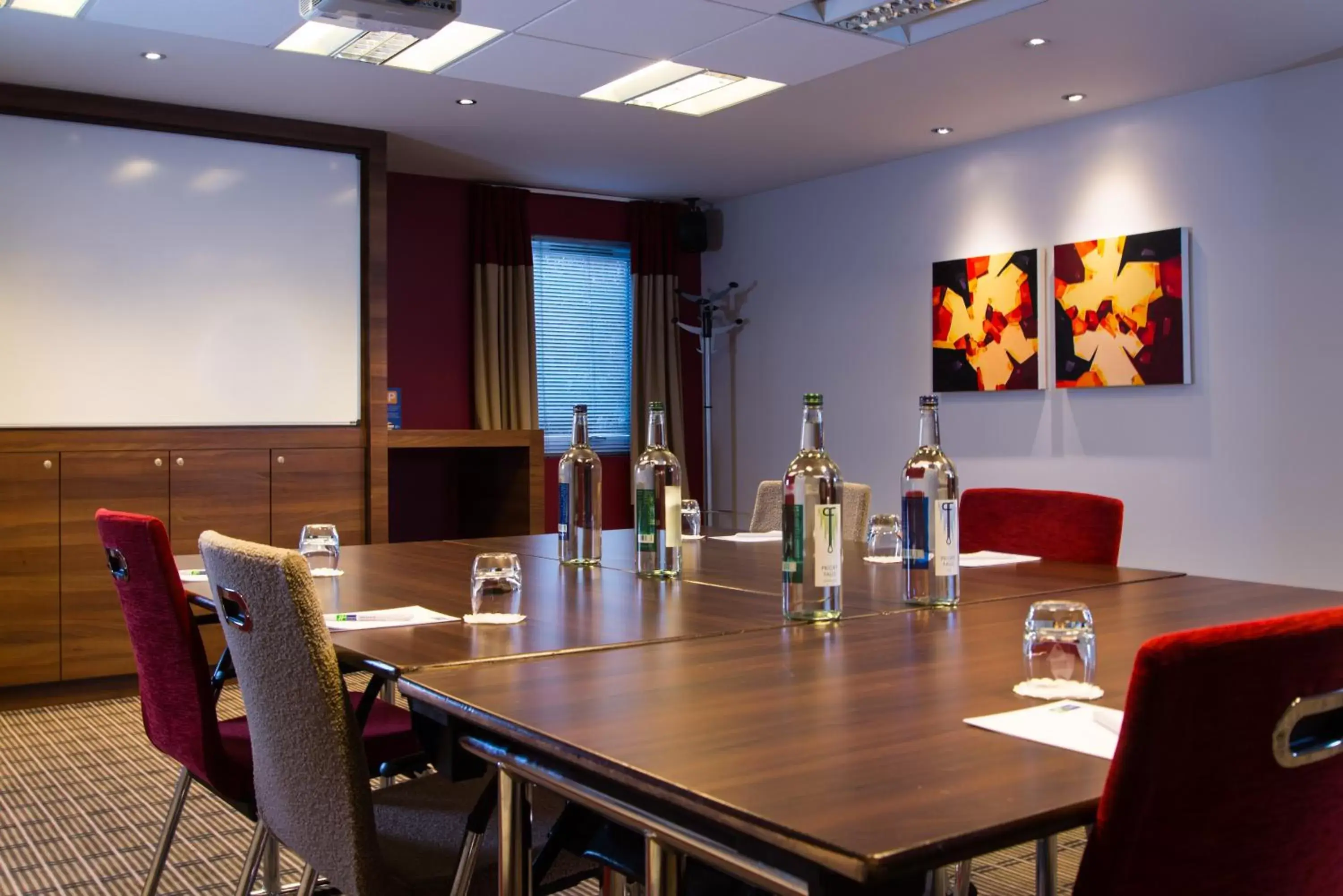 Meeting/conference room, Business Area/Conference Room in Holiday Inn Express Stoke-On-Trent, an IHG Hotel