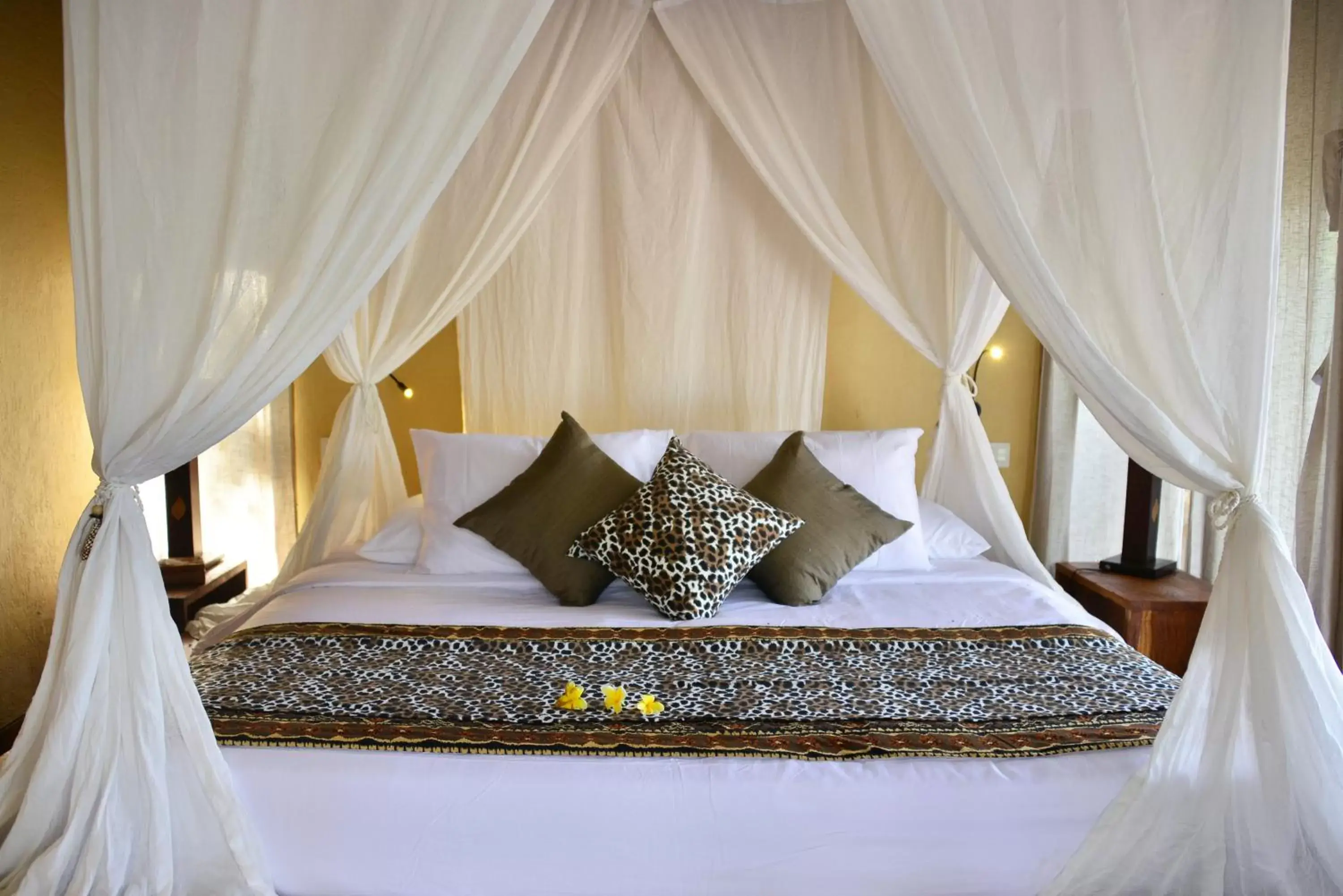 Bedroom, Bed in NusaBay Menjangan