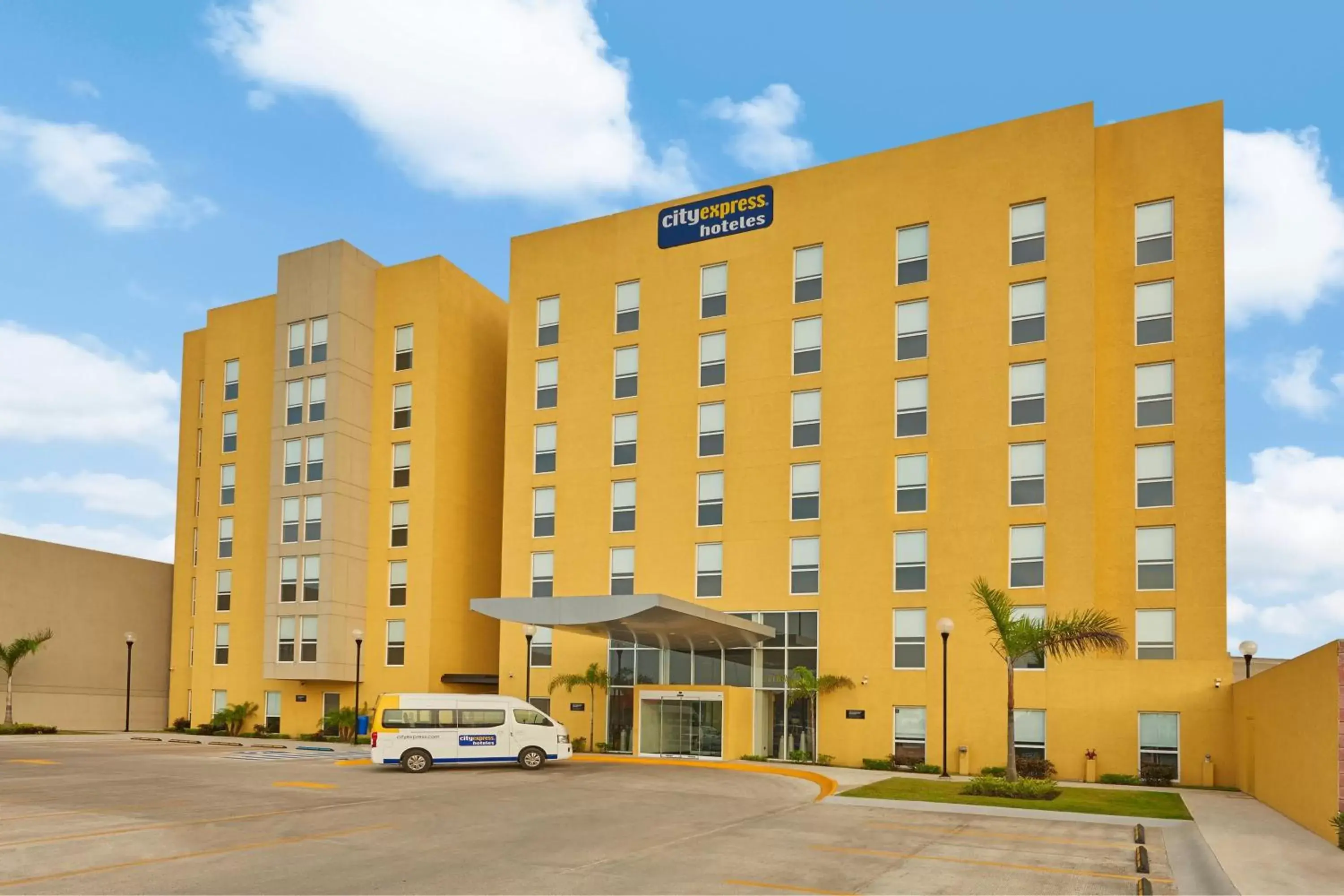 Property Building in City Express by Marriott Tampico Altamira
