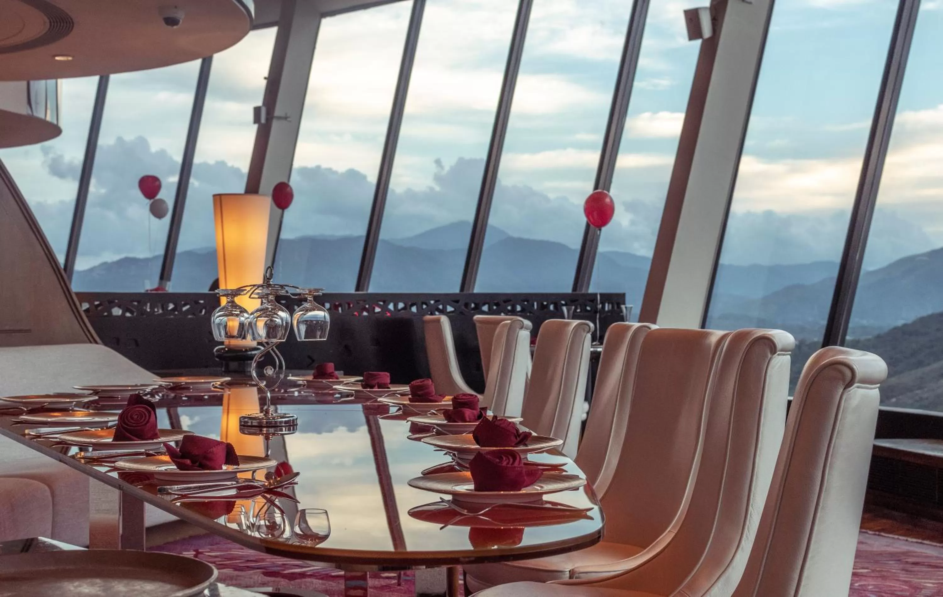 Restaurant/places to eat in Shangri-La Shenzhen