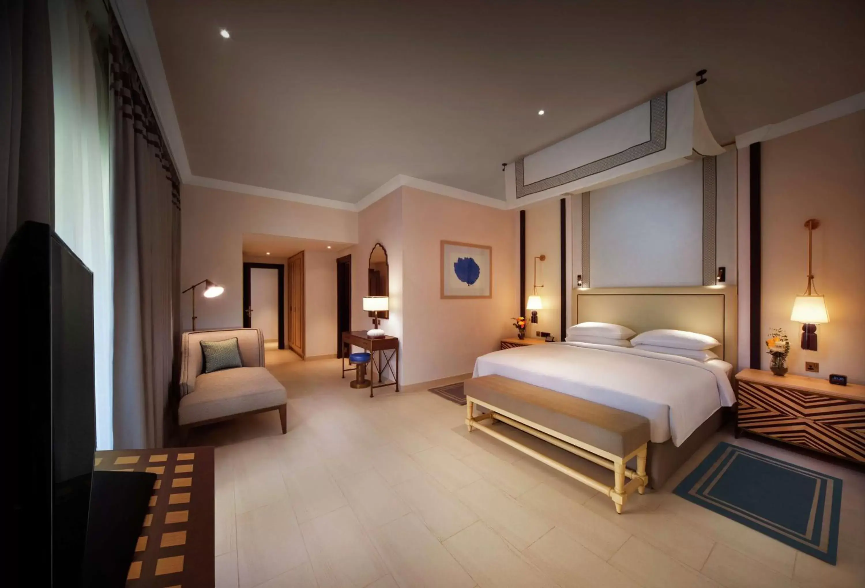 Bedroom, Bed in Hilton Ras Al Khaimah Beach Resort