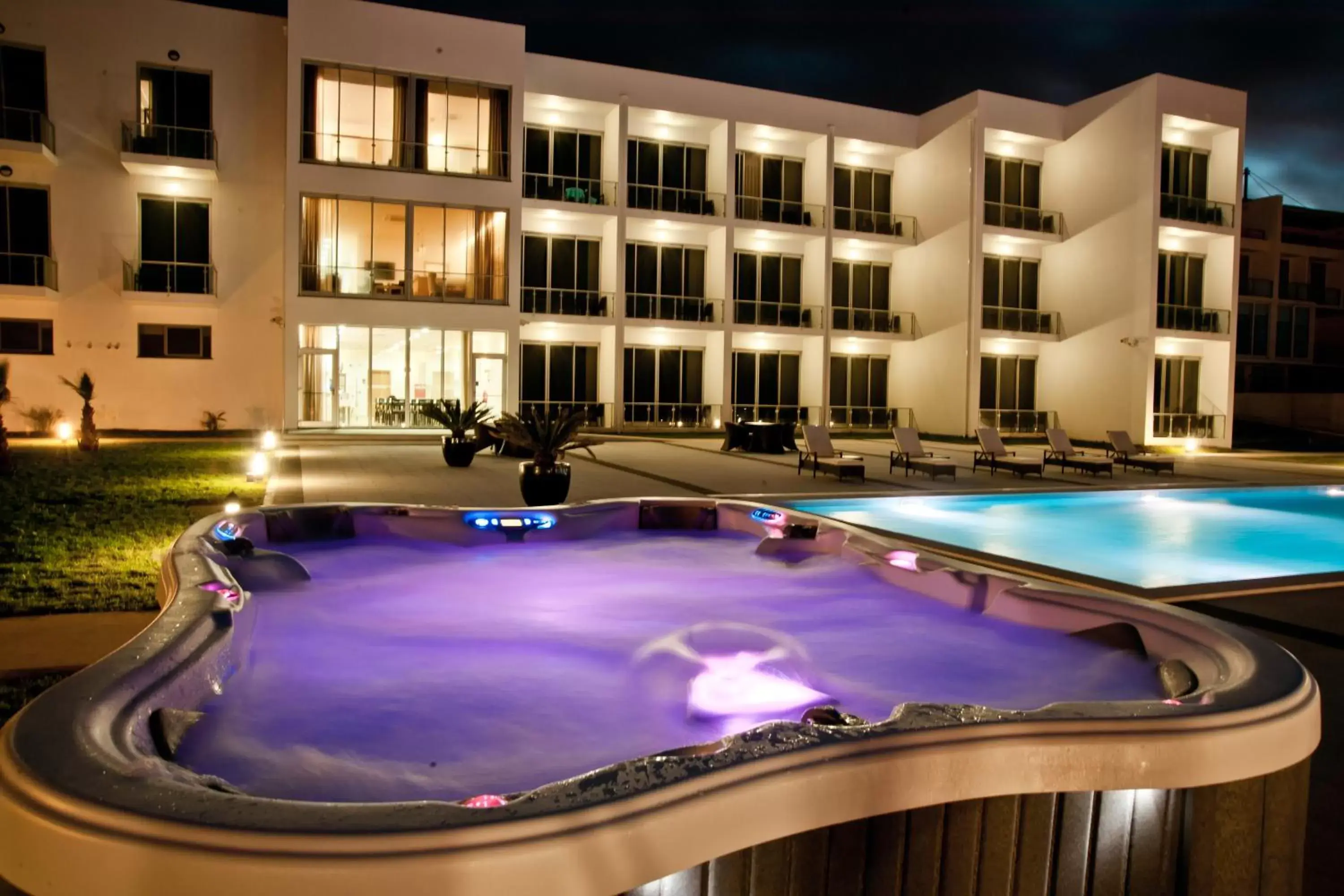 Swimming Pool in Atlantida Mar Hotel