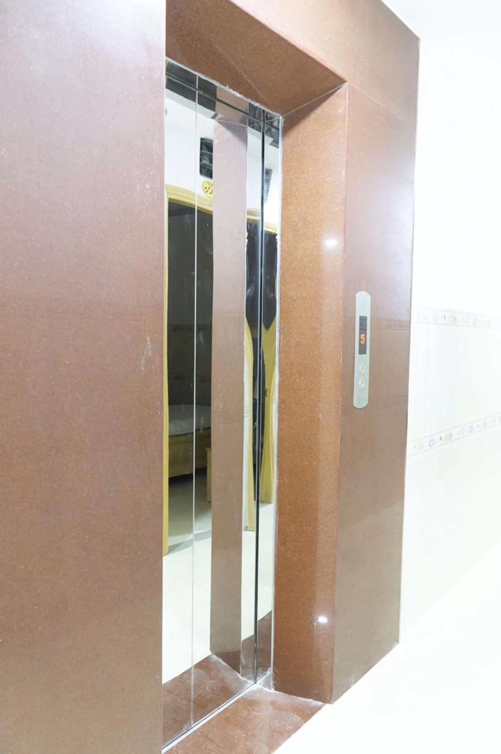 Property building in Dai An Binh Tan Hotel