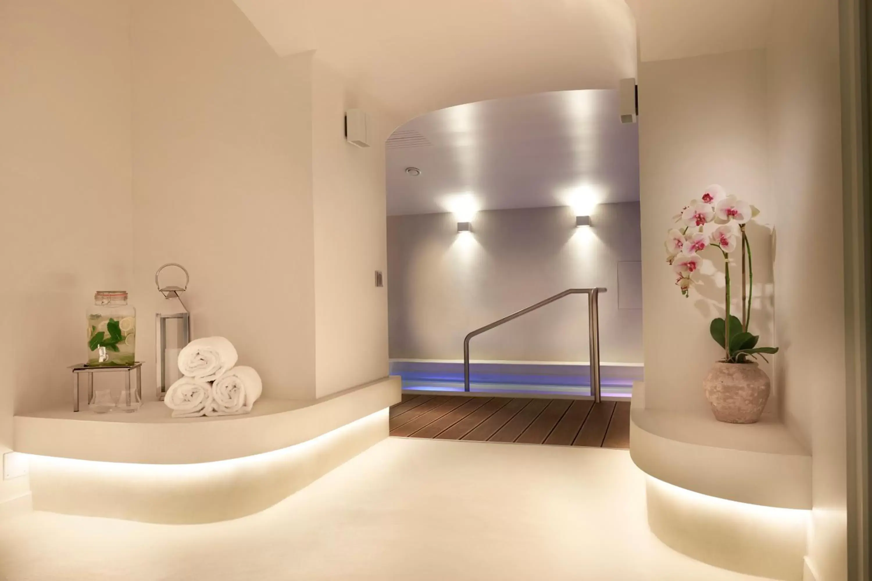 Hot Tub in Le Mathurin Hotel & Spa