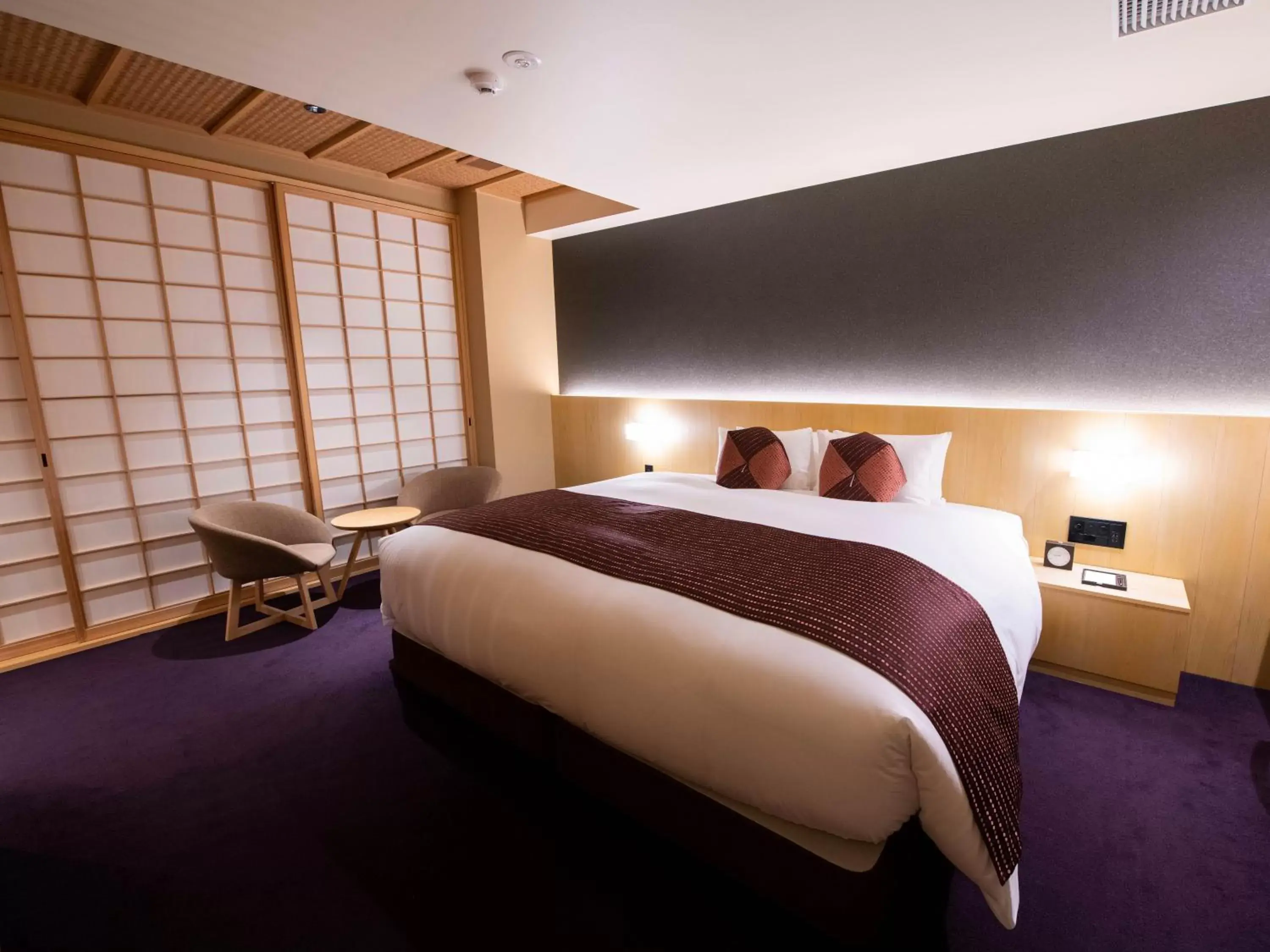 Bed in Nagi Kyoto Shijo