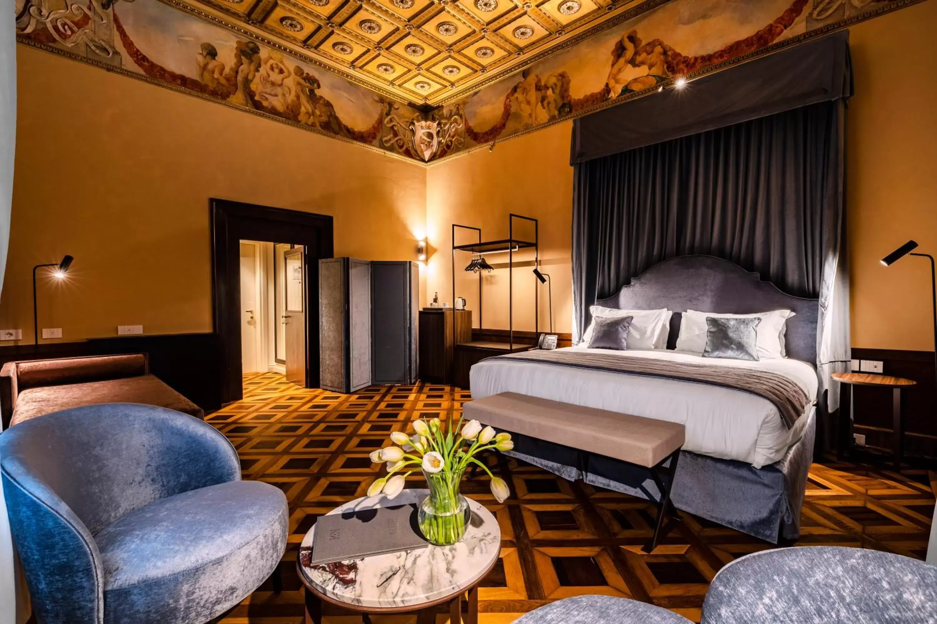 Bedroom, Bed in Palazzo Keller