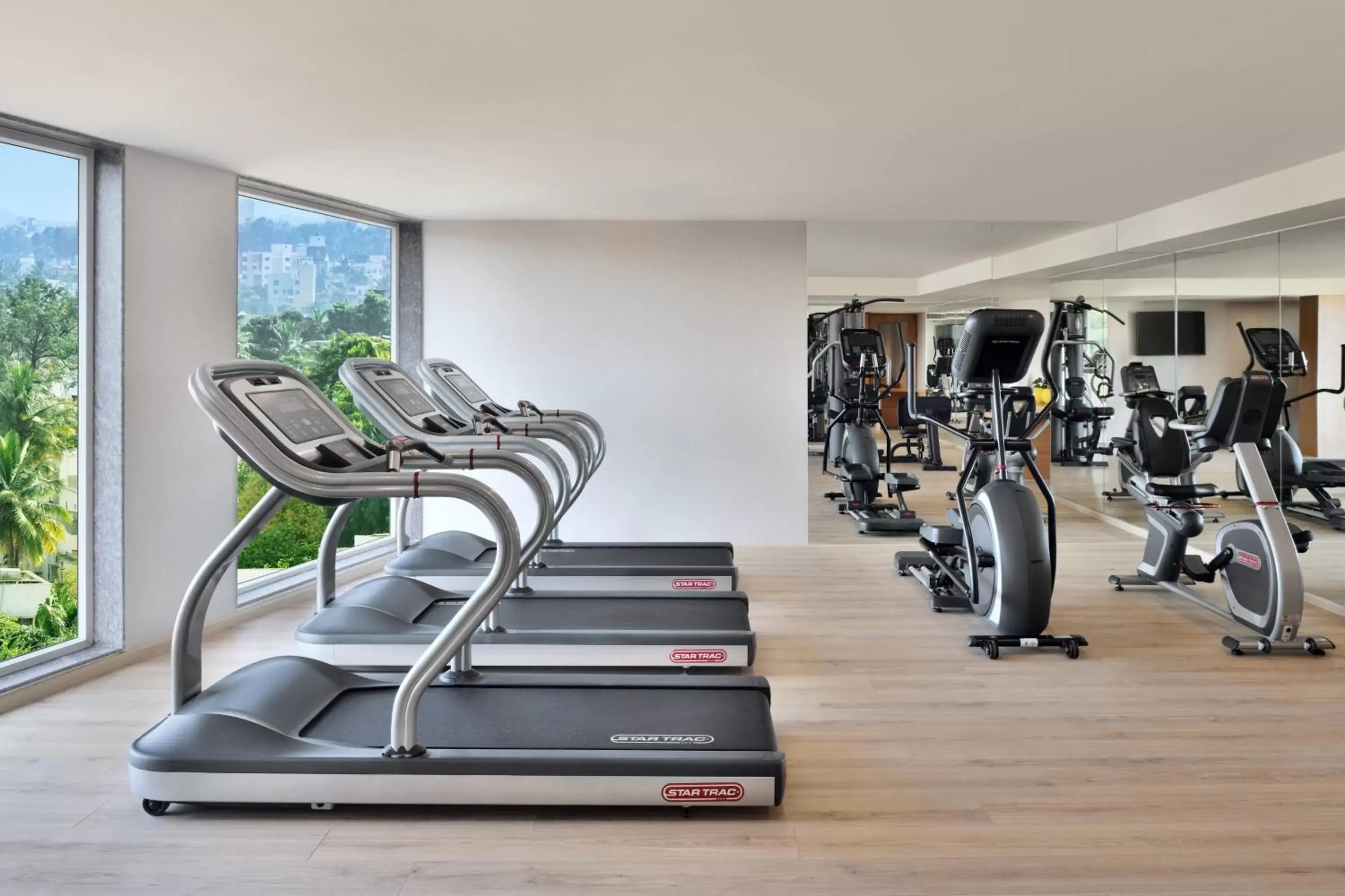 Fitness centre/facilities, Fitness Center/Facilities in Courtyard by Marriott Nashik