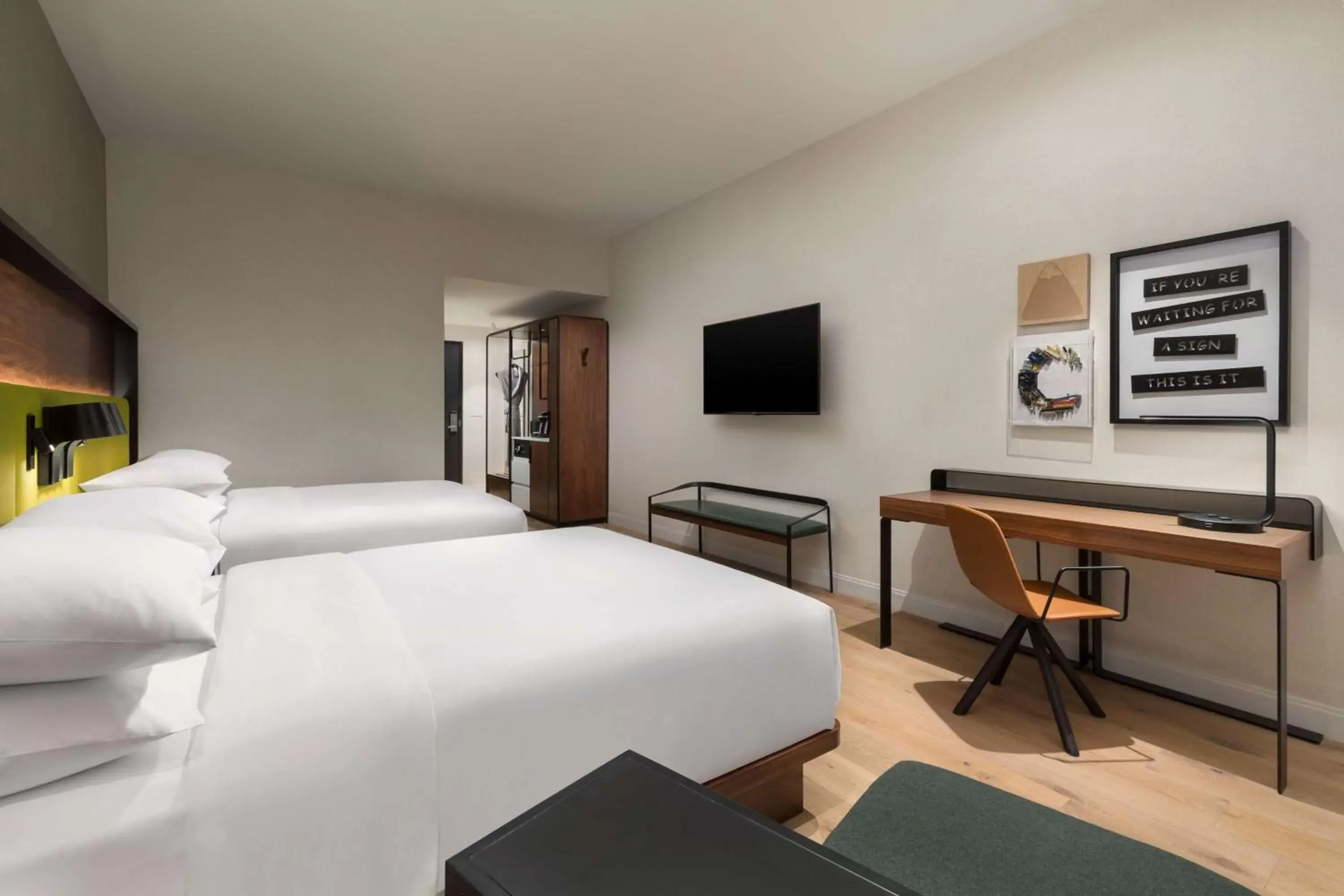 Photo of the whole room in Hyatt Centric Mountain View