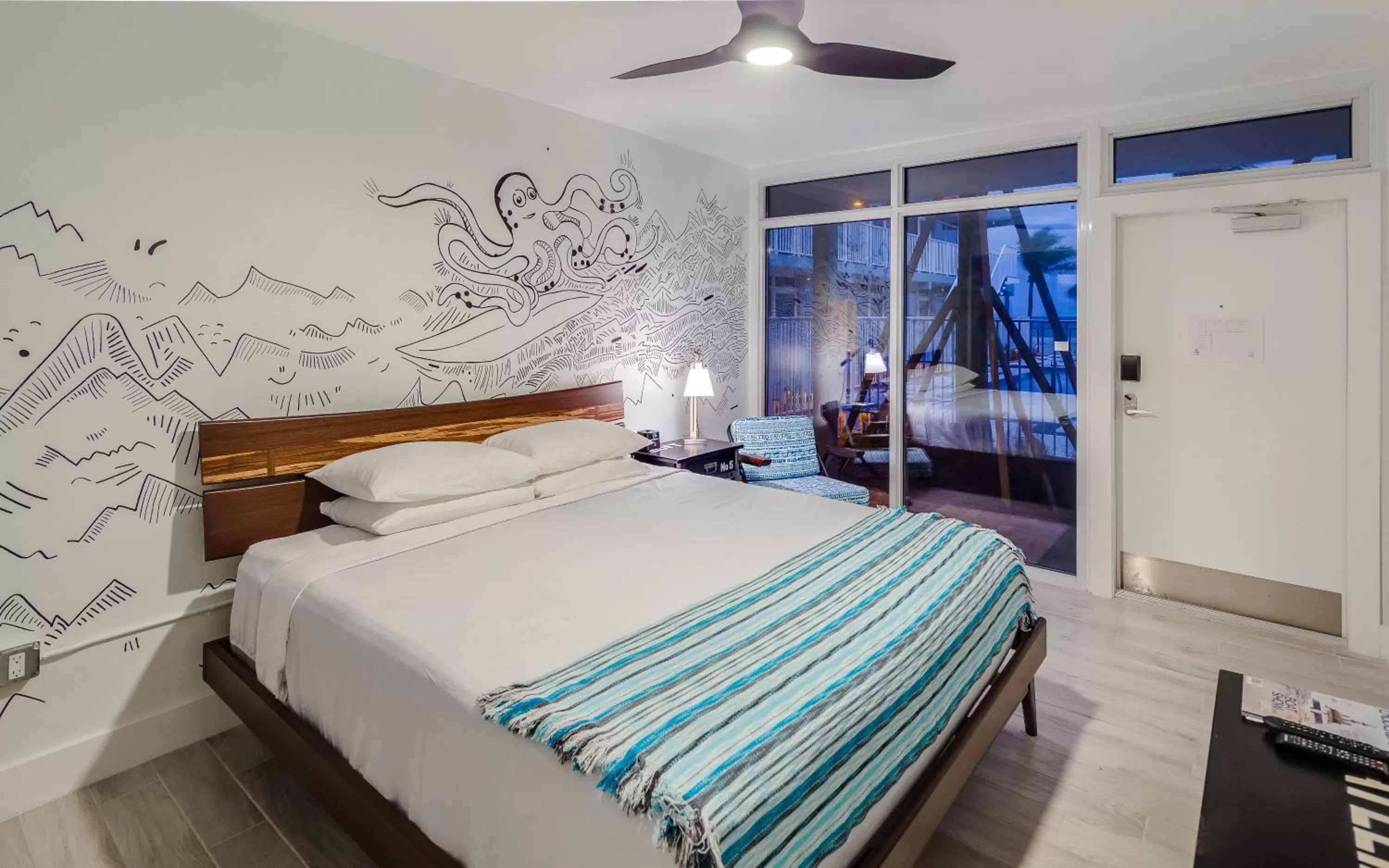 Bedroom, Bed in Plunge Beach Resort