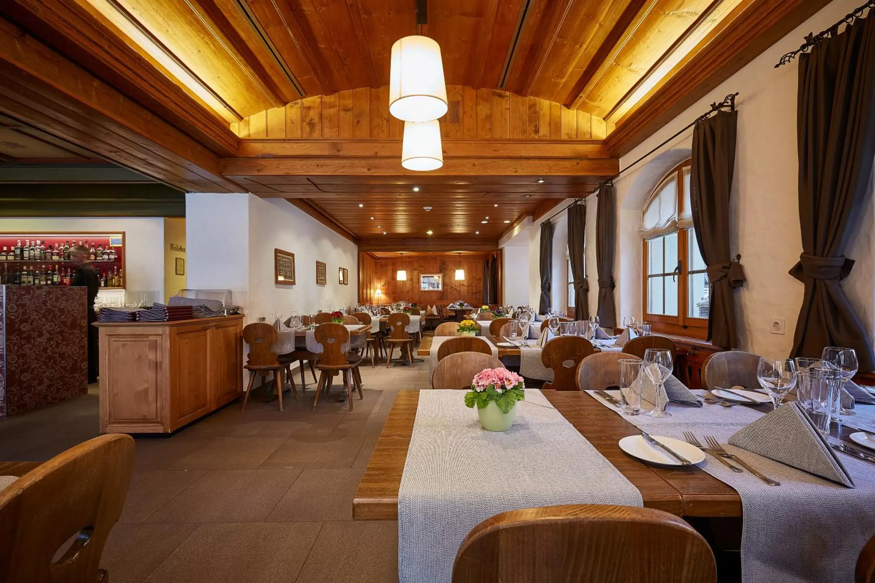 Restaurant/Places to Eat in Hotel Landhaus