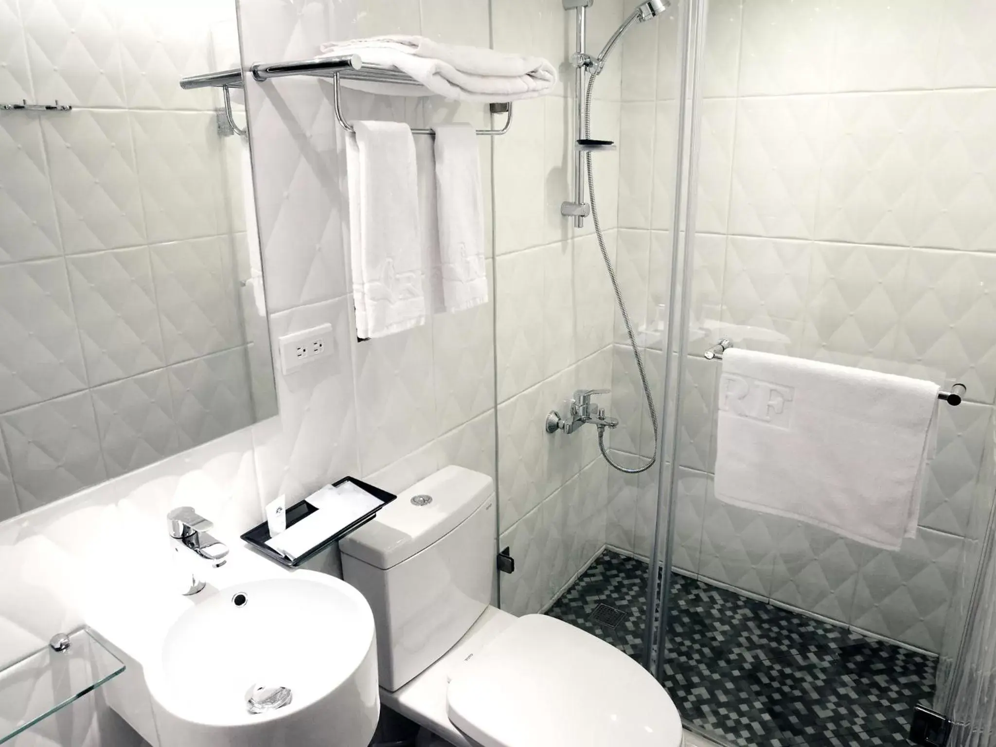 Shower, Bathroom in RF Hotel - Zhongxiao