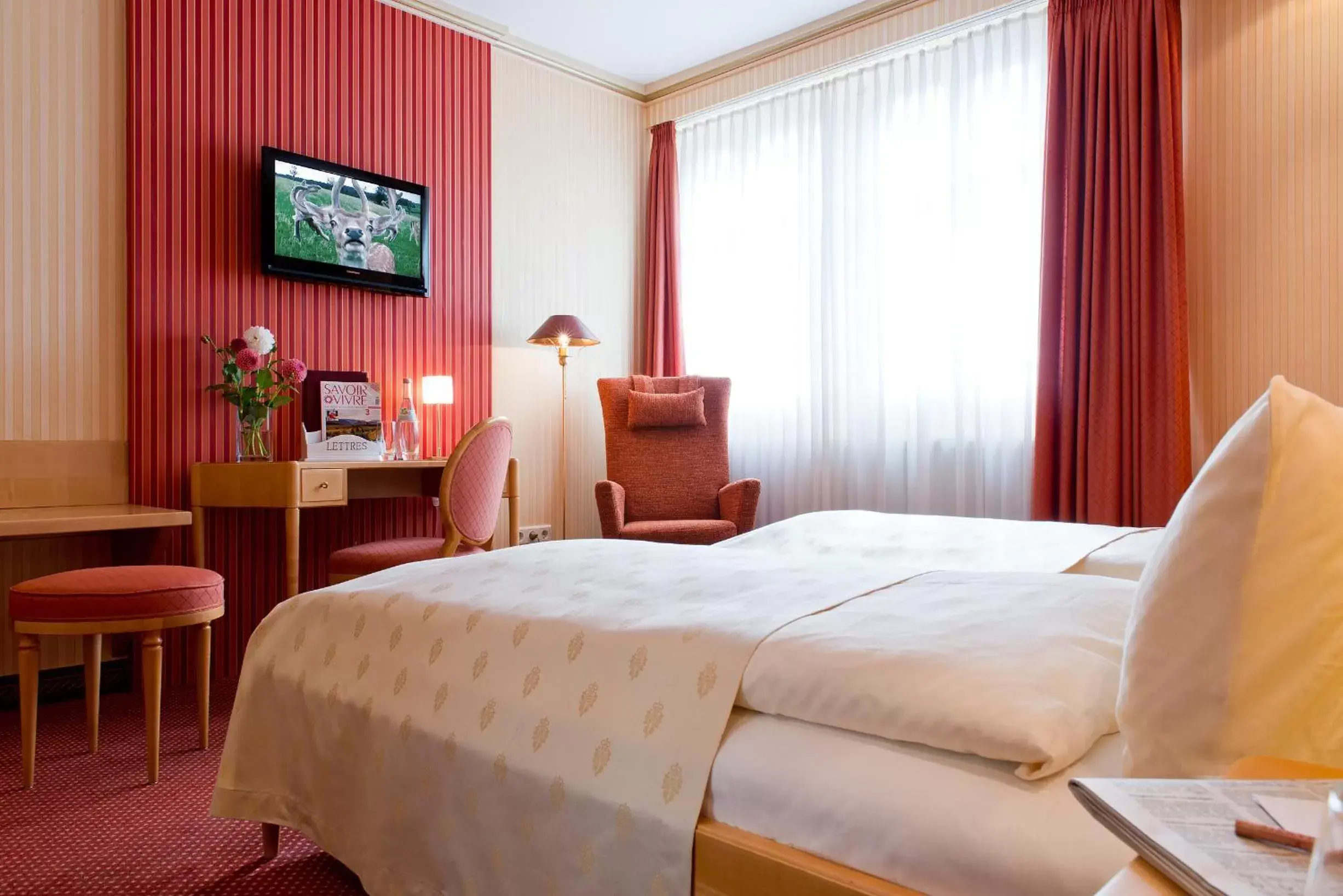 Photo of the whole room, Bed in Romantik Hotel Markusturm