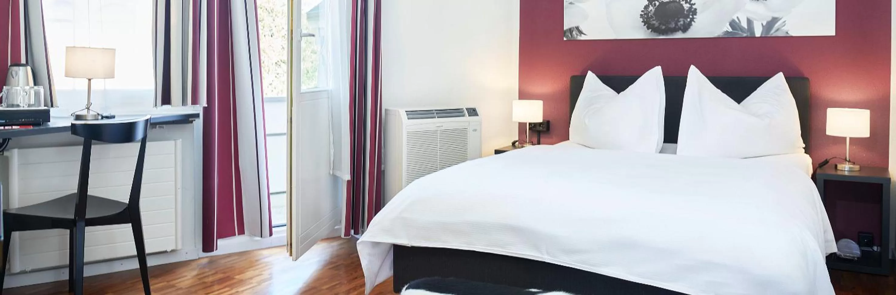 Photo of the whole room, Bed in Hotel Hottingen