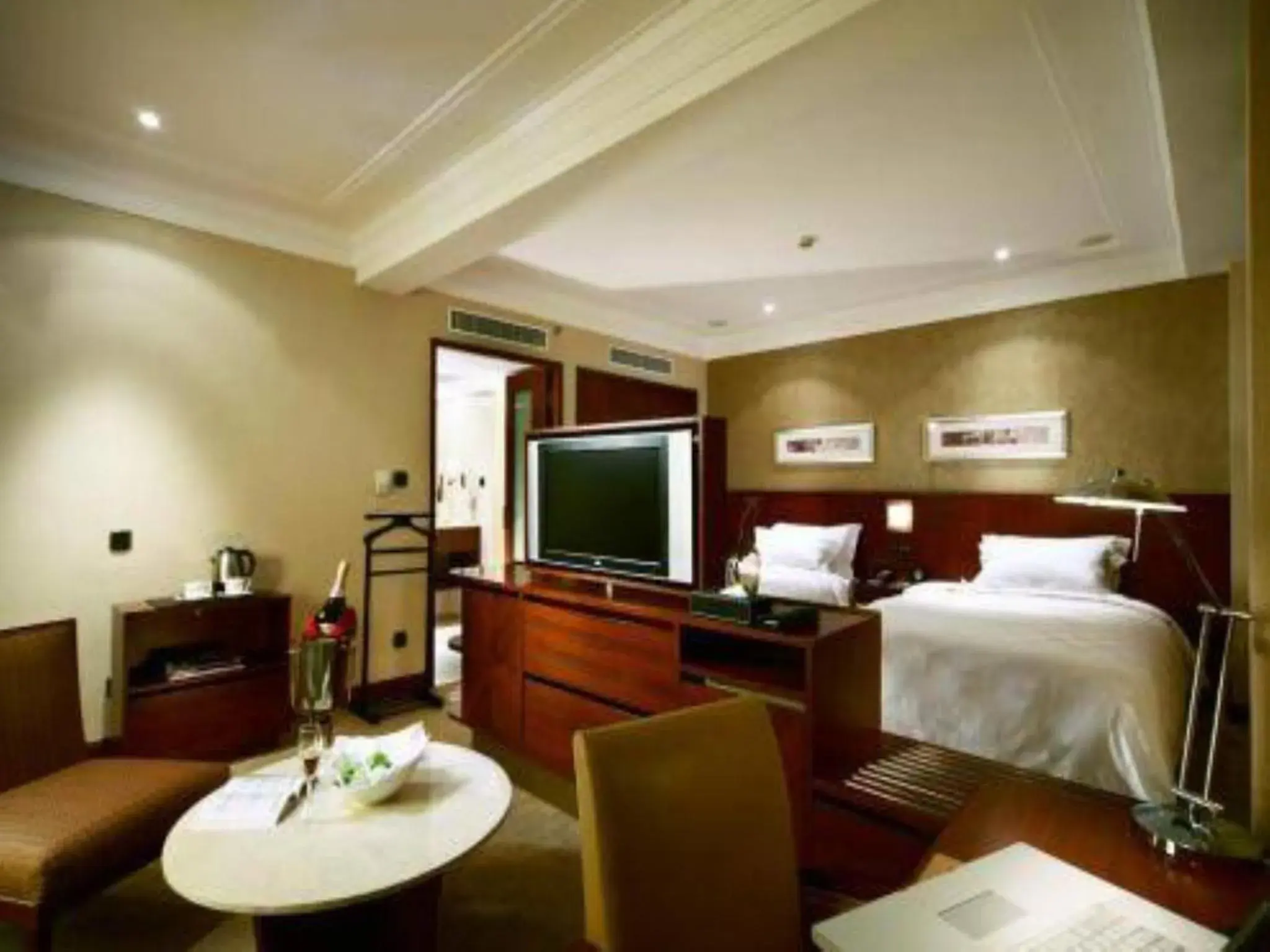 Bedroom, Room Photo in San Want Hotel