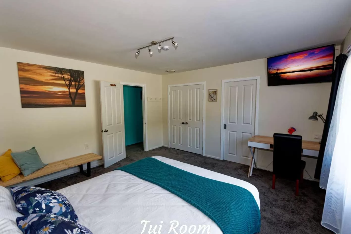 Bedroom, Bed in Awatuna Sunset Lodge