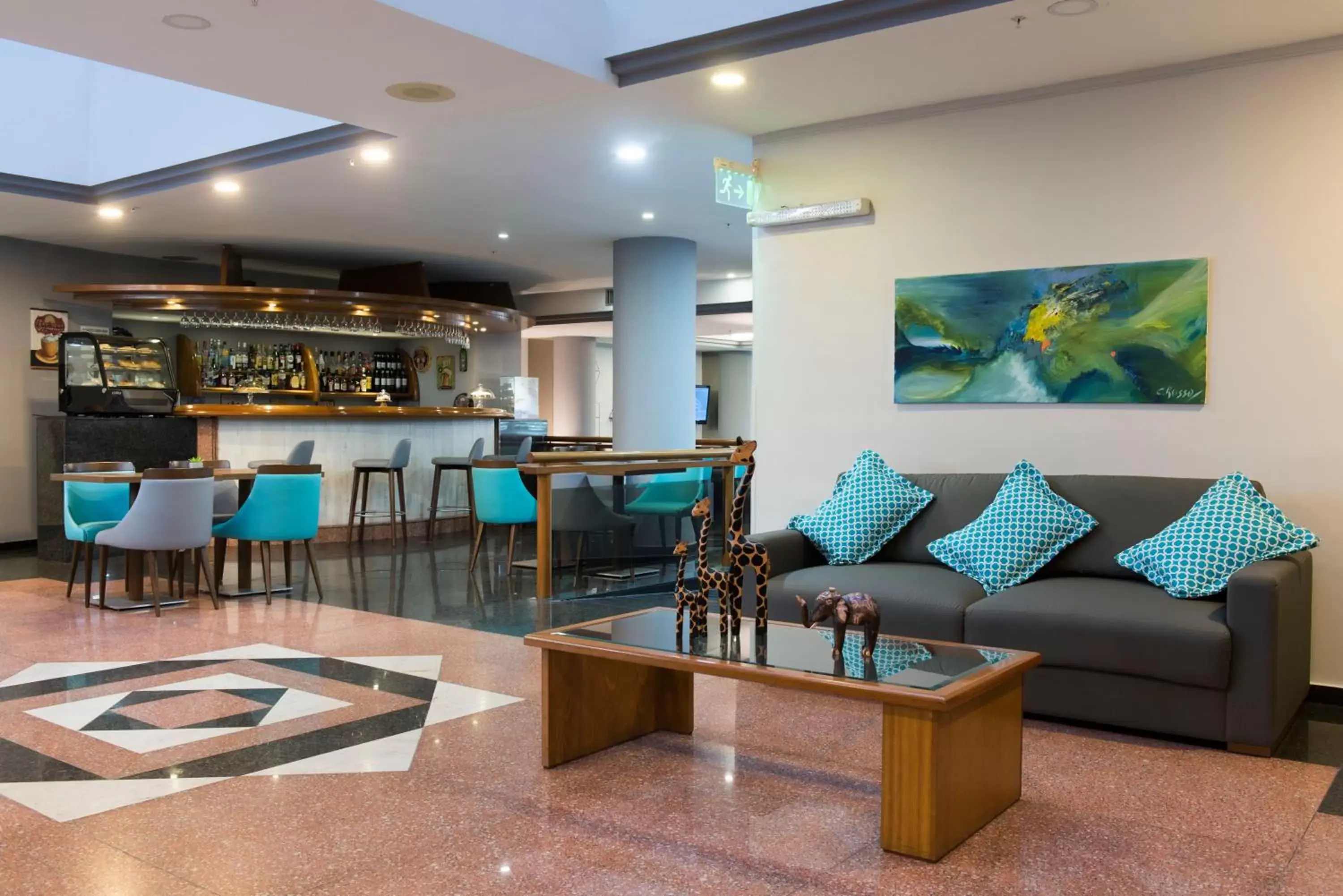 Property building, Lounge/Bar in Holiday Inn Montevideo, an IHG Hotel