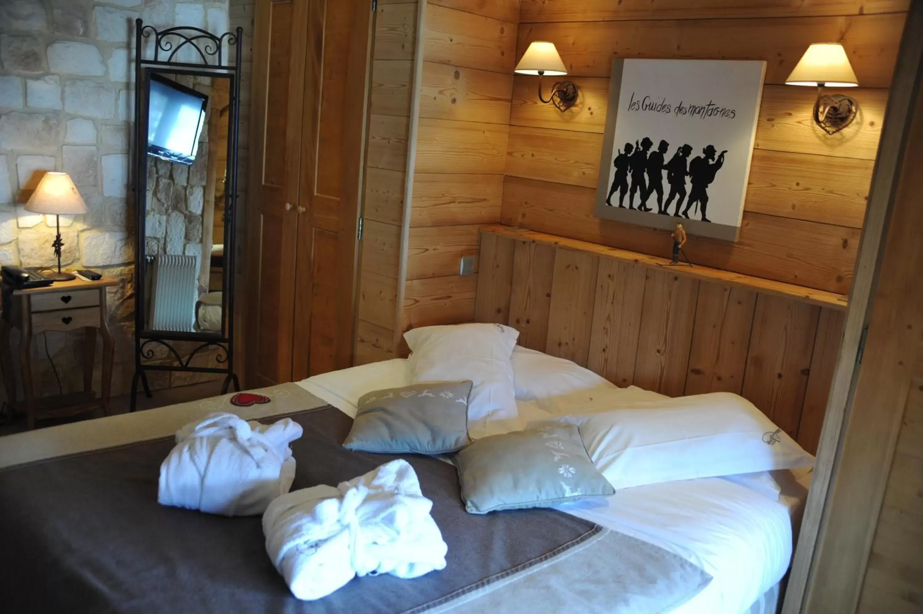 Bed in Hôtel Chalet Alpage