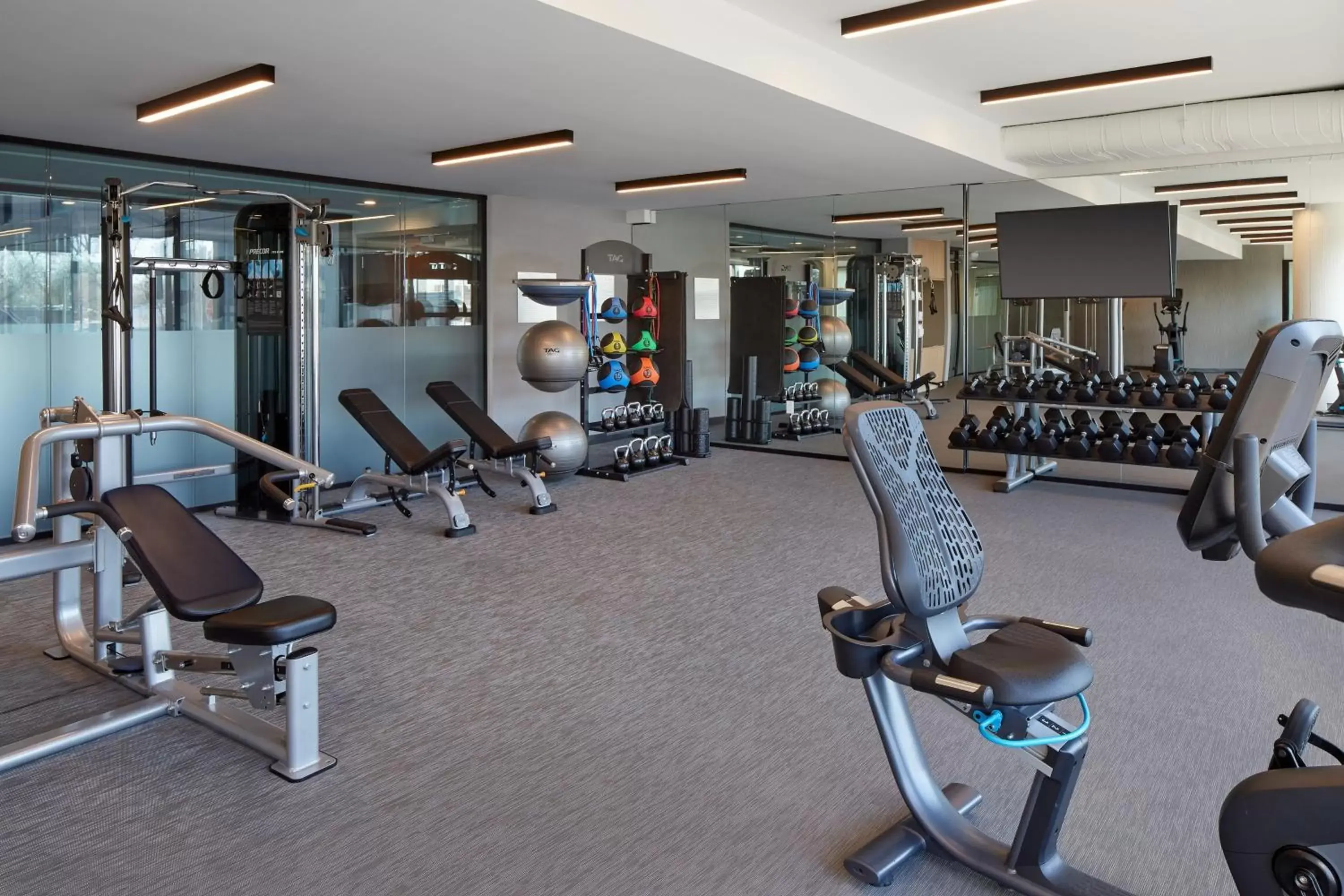 Fitness centre/facilities, Fitness Center/Facilities in Residence Inn by Marriott Montreal Midtown